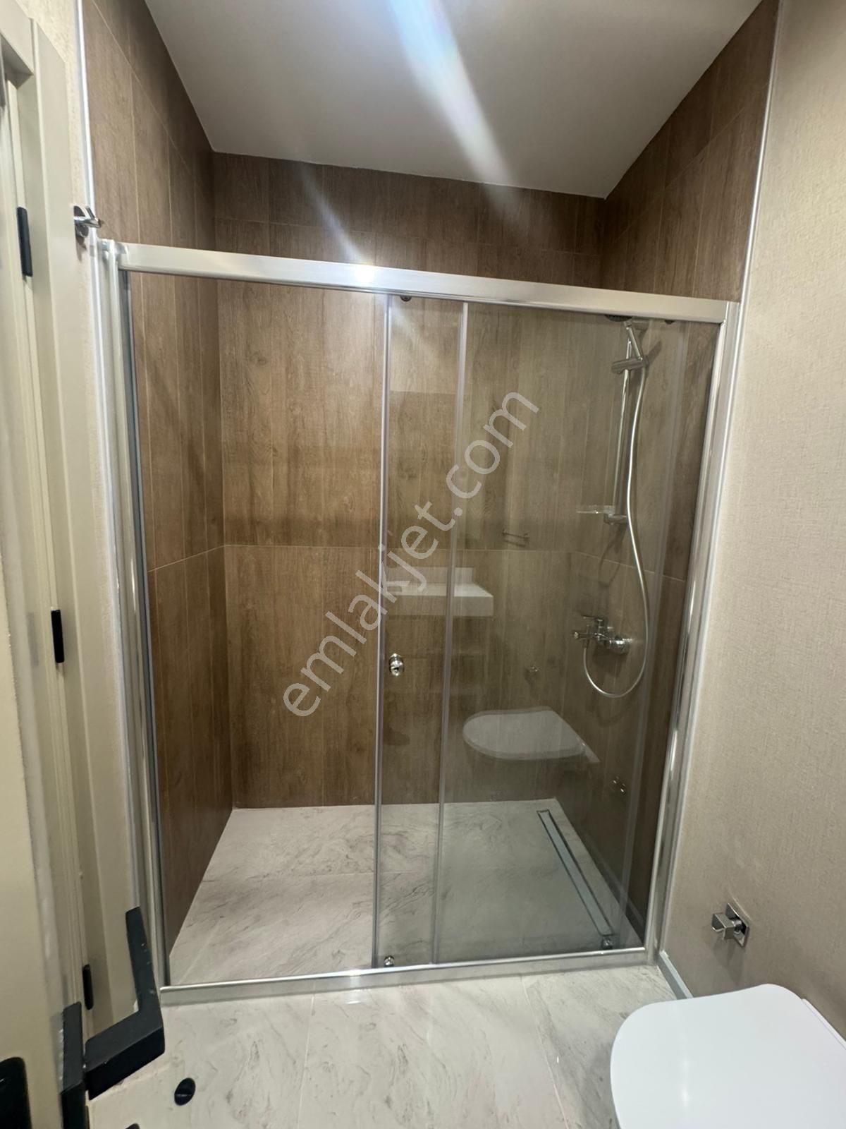 Fuzul Avrasya 2 Sitesinde Satılık Oturuma Hazır 1+1 Sıfır Daire - Görsel 16