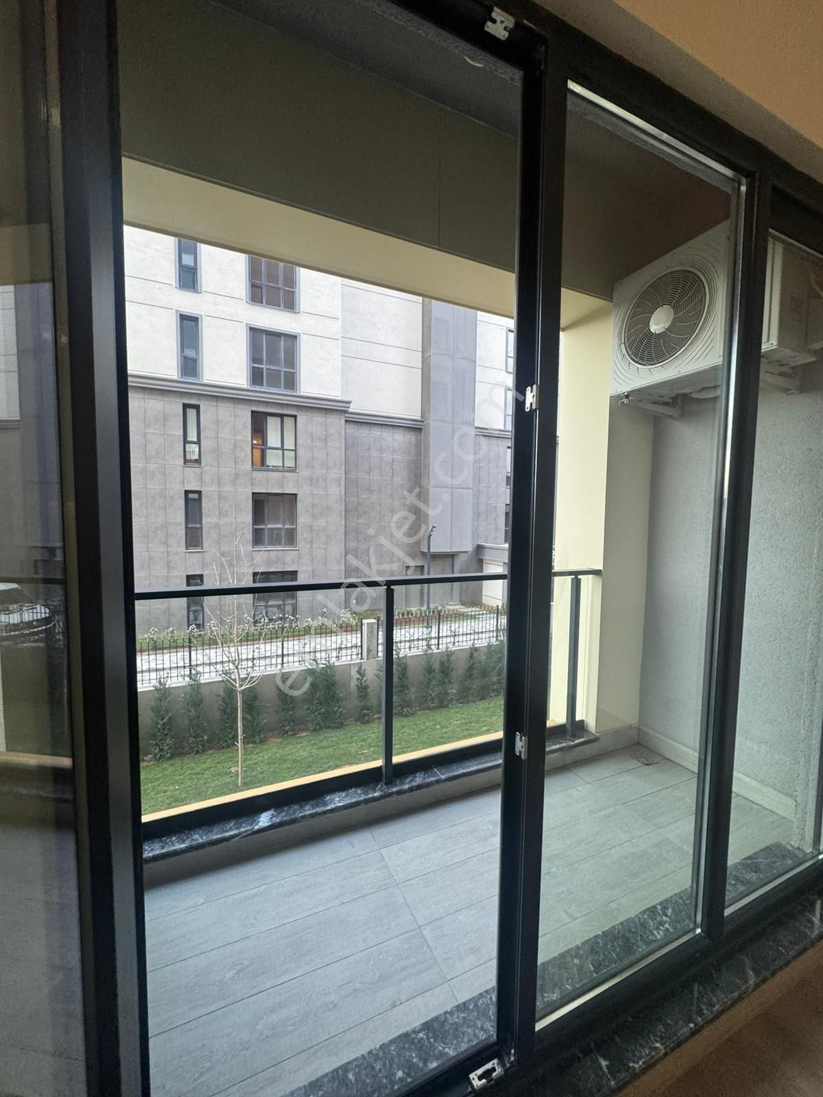 Fuzul Avrasya 2 Sitesinde Satılık Oturuma Hazır 1+1 Sıfır Daire - Görsel 13