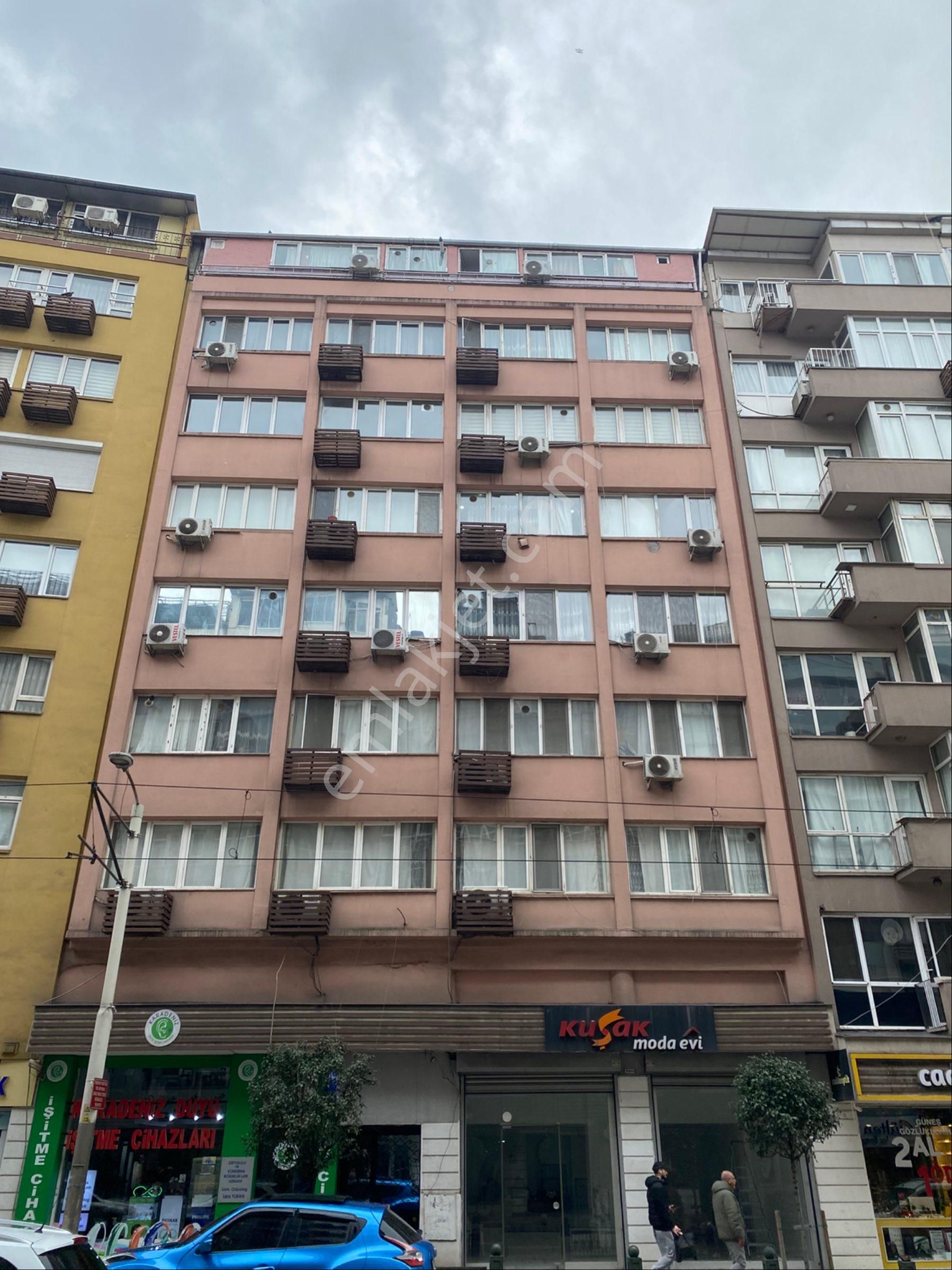 Cihangir Emlaktan Altıparmak Cadde Üstü3+1satılık Daire