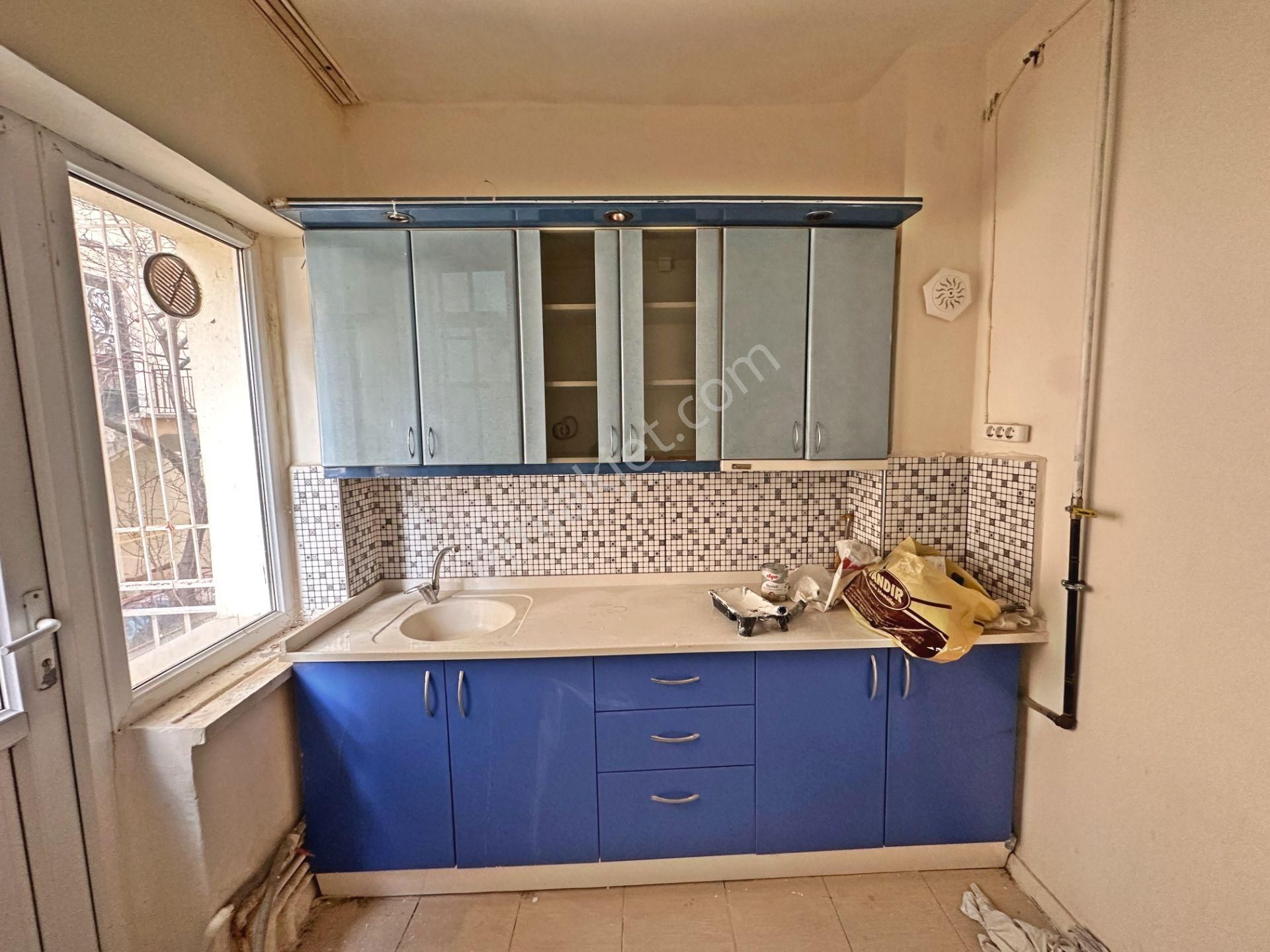 Saimekadın Mahallesinde Ön Cephede Balkonlu 2+1 Satılık Daire - Görsel 10