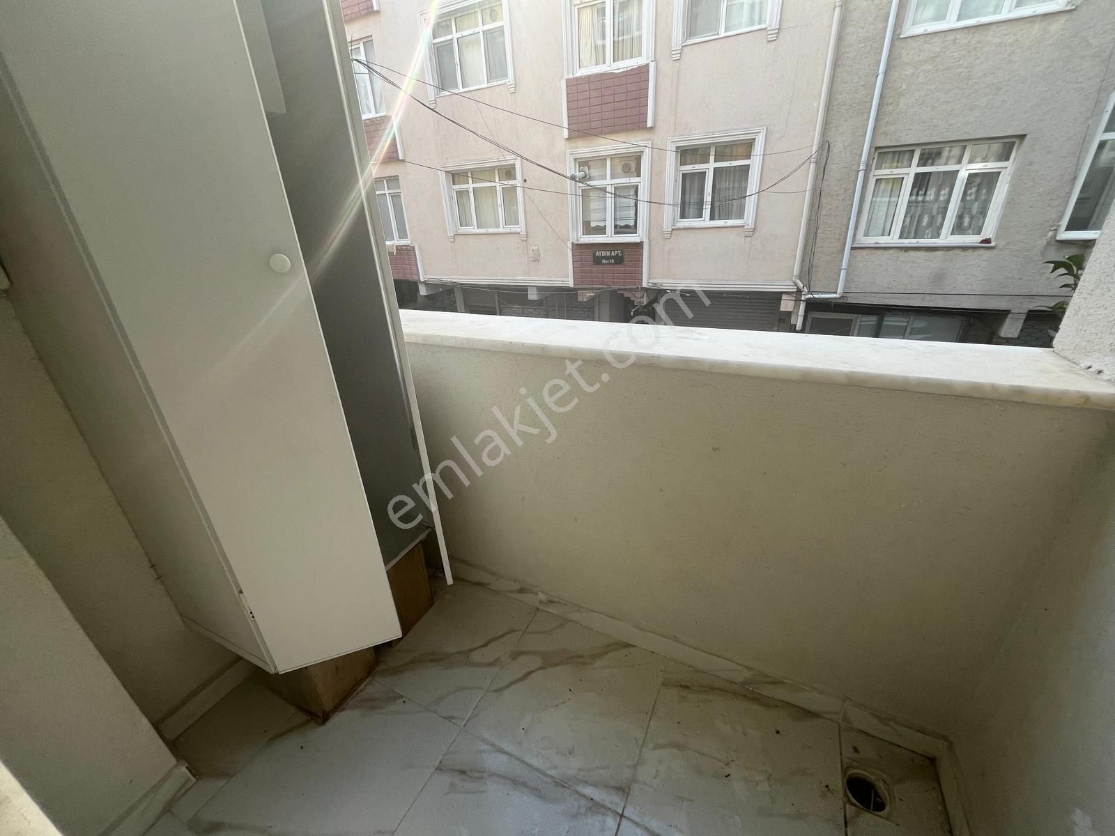 Serkan Gayrimenkulden Bahçelievler Hürriyette 5 Yıllık Bina Yenievli Çifte Aileye Kiralık - Görsel 7