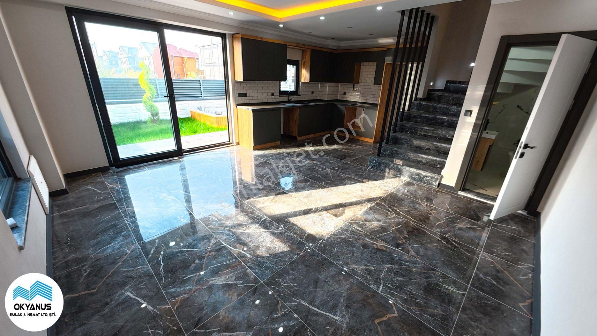 Sakarya Kocaali De Deniz Manzaralı Bahçeli 3+1 Villa - Görsel 14