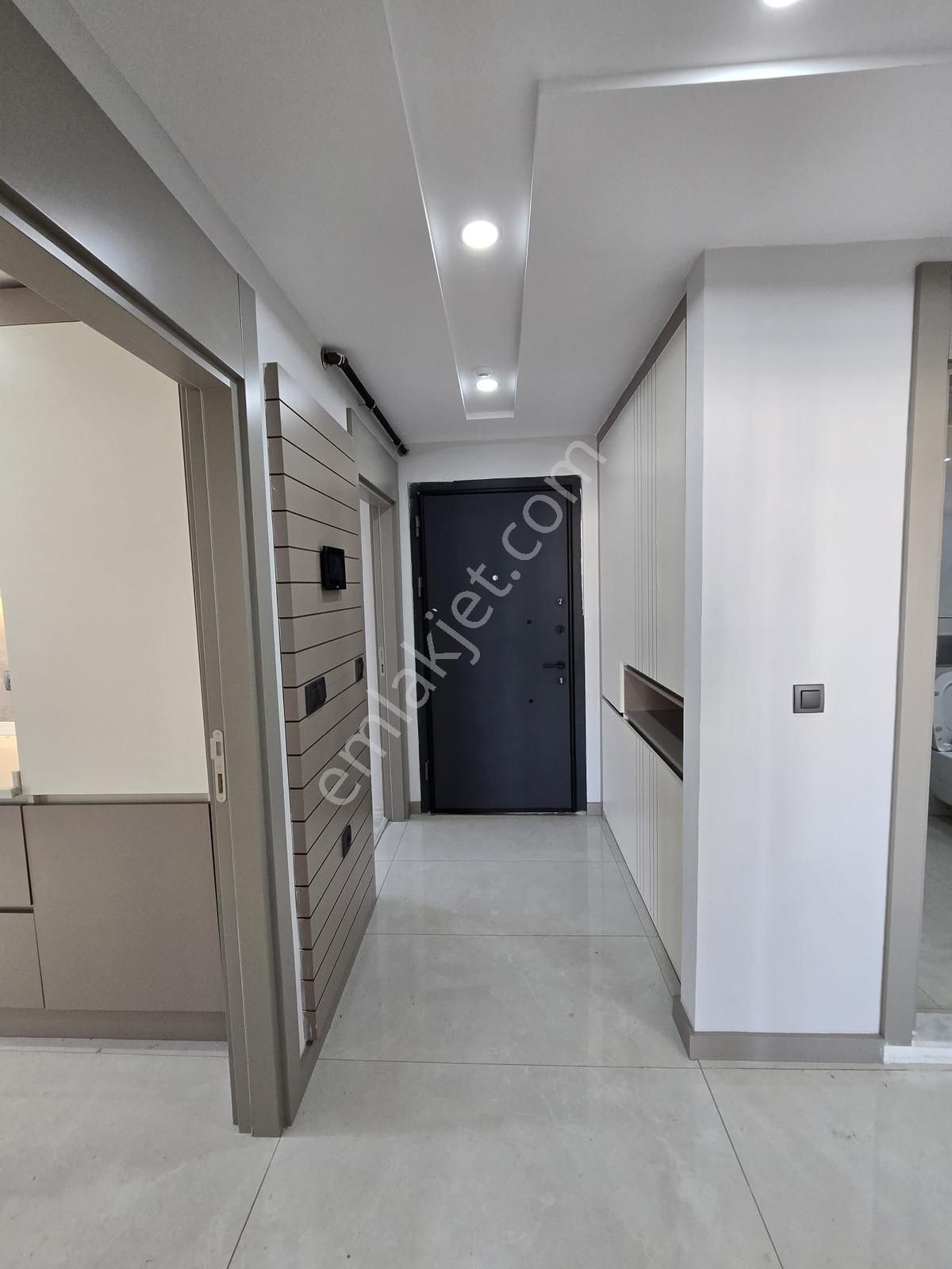 Havuzlu Lüks Sitede 2+1 Yerden Isıtmalı Ebeveyn Banyolu Kiralık - Görsel 3