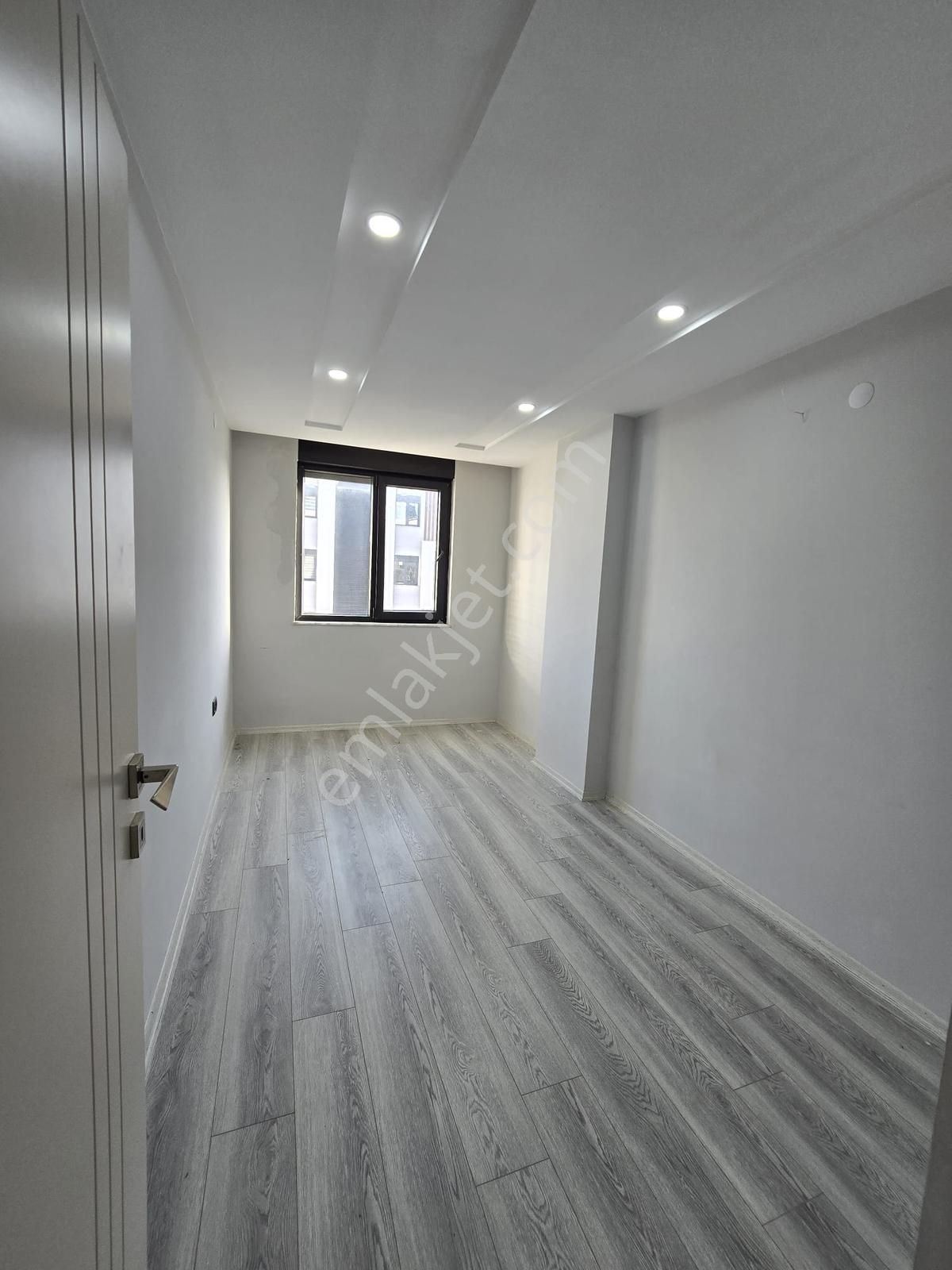 Havuzlu Lüks Sitede 2+1 Yerden Isıtmalı Ebeveyn Banyolu Kiralık - Görsel 5