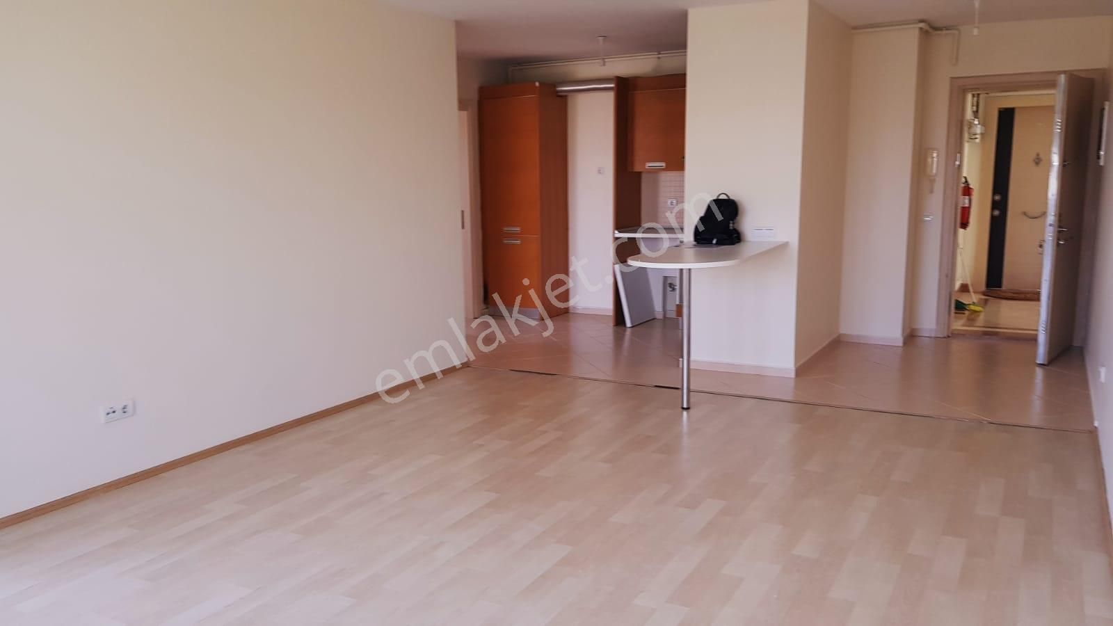 Tuzla Aydınlı Akdeniz Evleri 1+1 Teraslı 75m2 Kiralık - Görsel 15