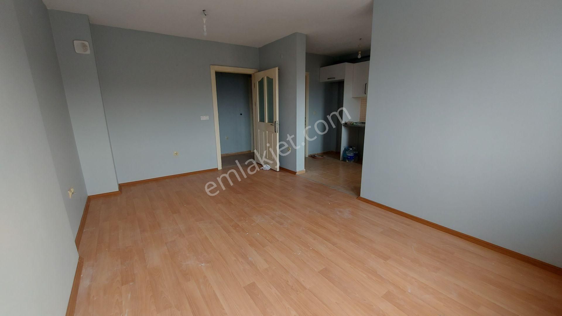 Menemen Ahıska Toki'de 2+1 Kiralık Güney Cephe Arakat Daire - Görsel 2