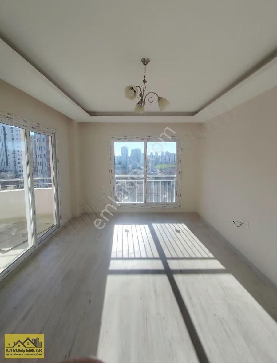 Kardeş Emlak'tan Boynuyoğun Mahallesinde 3+1 Kapalı Mutfak Daire