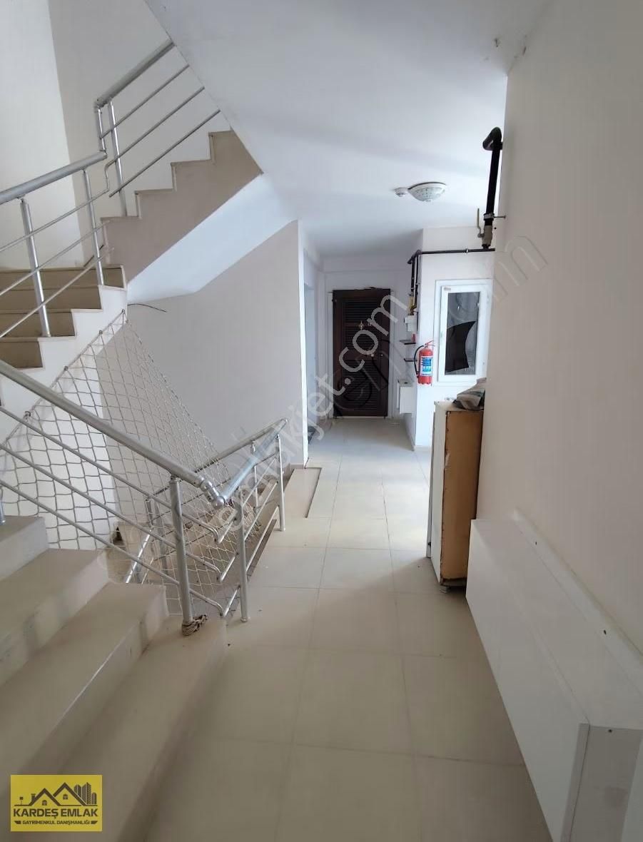 Kardeş Emlak'tan Boynuyoğun Mahallesinde 3+1 Kapalı Mutfak Daire - Görsel 11