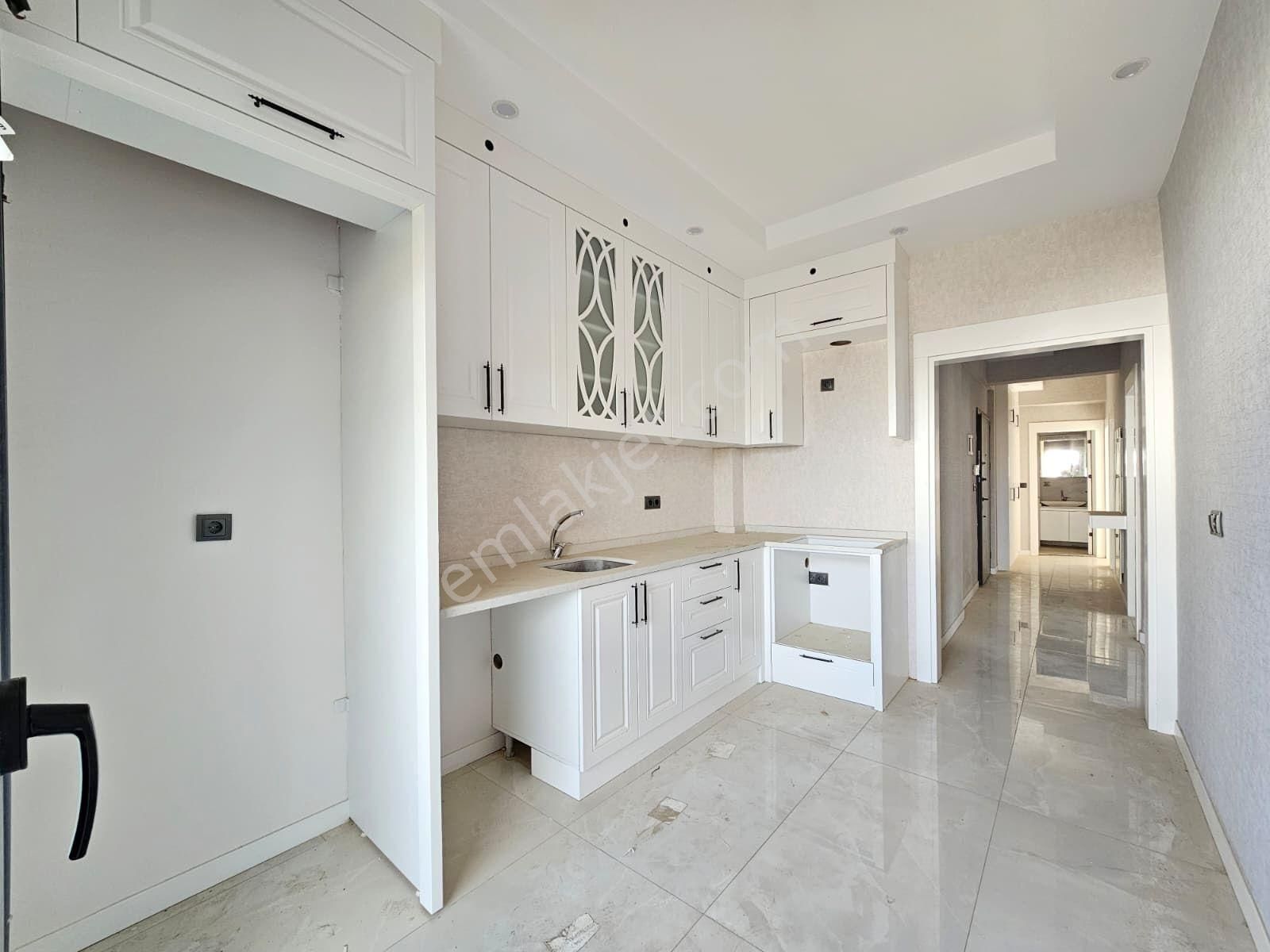 Denizli Çakmak Ta 3+1 160 M2 Güzel Konumda Satılık Fırsat Daireler - Görsel 2
