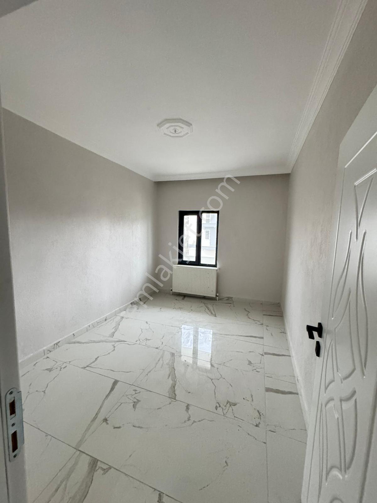 Ege Emlak'tan İspat Cami'de Kiralık 3+1 Sıfır Yapılı Daire - Görsel 19