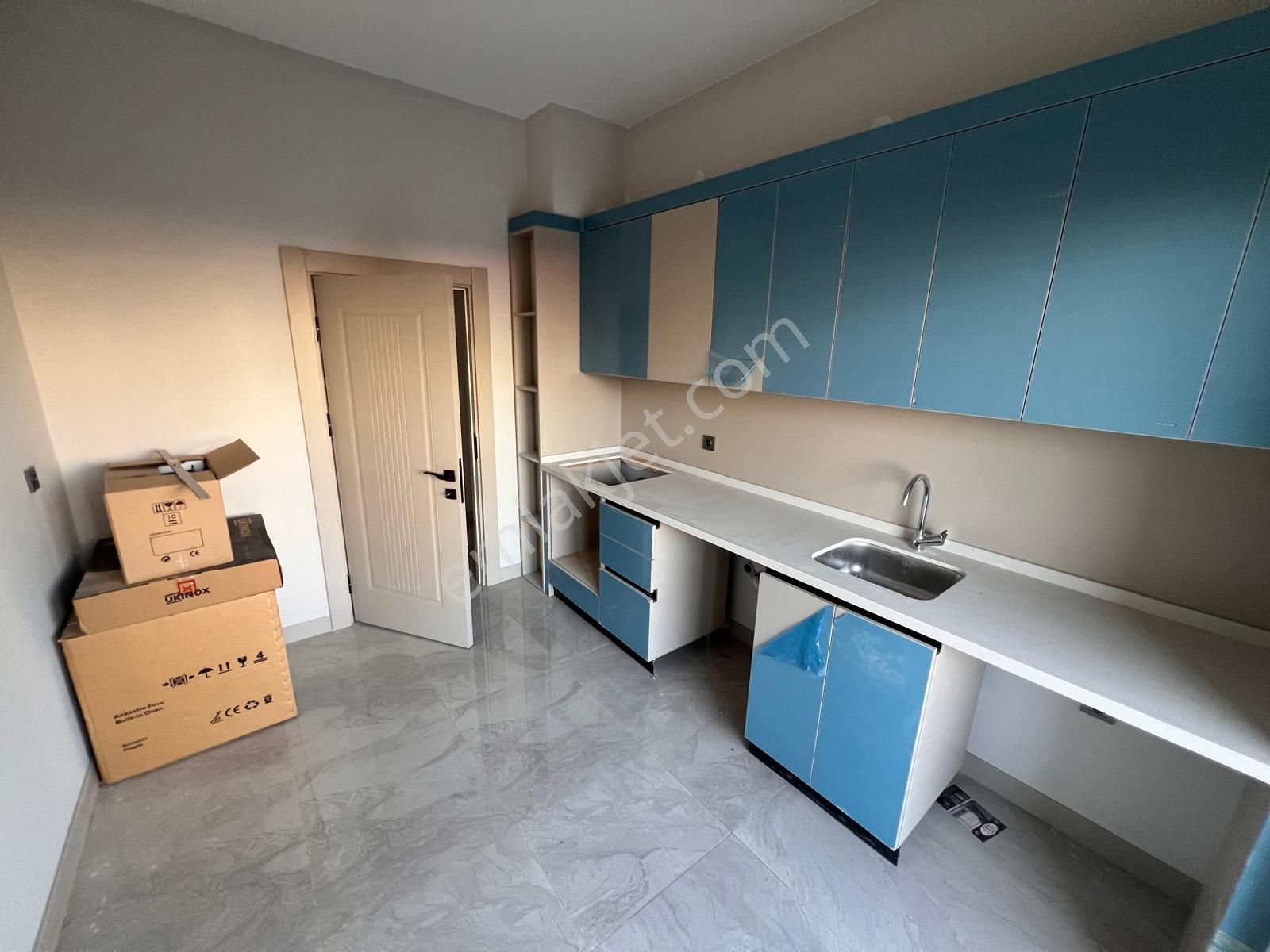 Şehit Osman Avcı Mahallesinde 2+1 Yüksek Giriş Daire