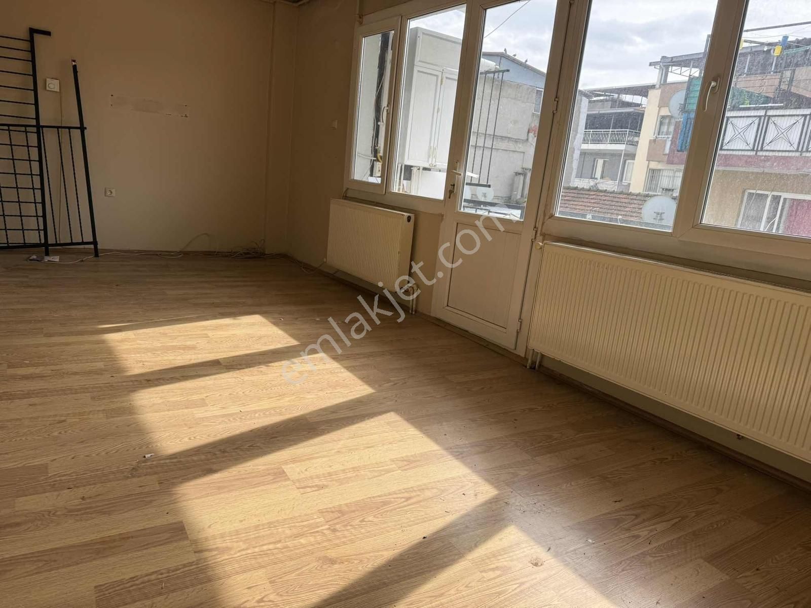 Bıyıkoğlu Emlaktan Satılık Komple Bına - Görsel 8