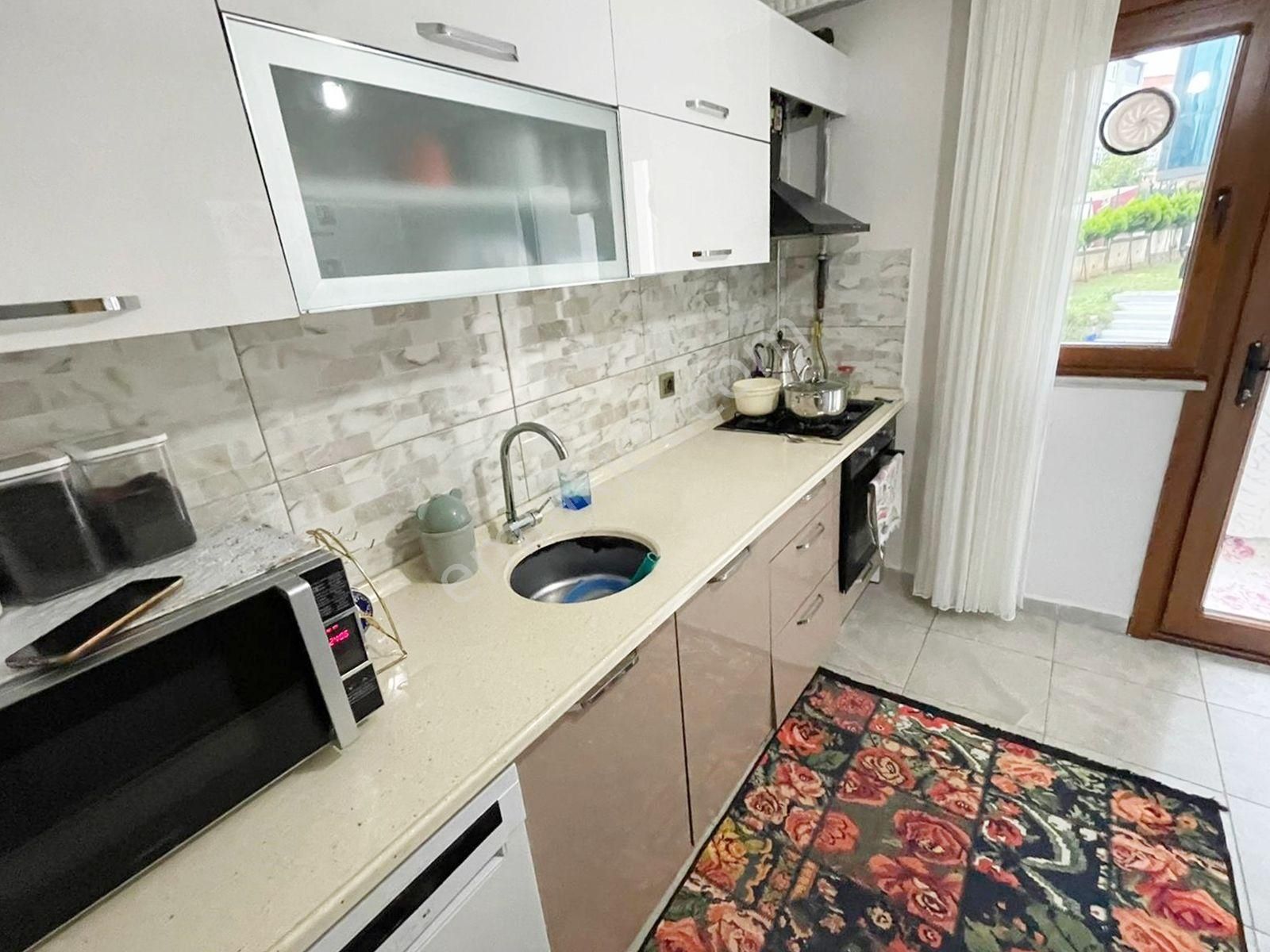 Mertcan'dan Havuzlu Güvenlikli Sitede İskanlı Balkonlu 2+1 Daire - Görsel 6