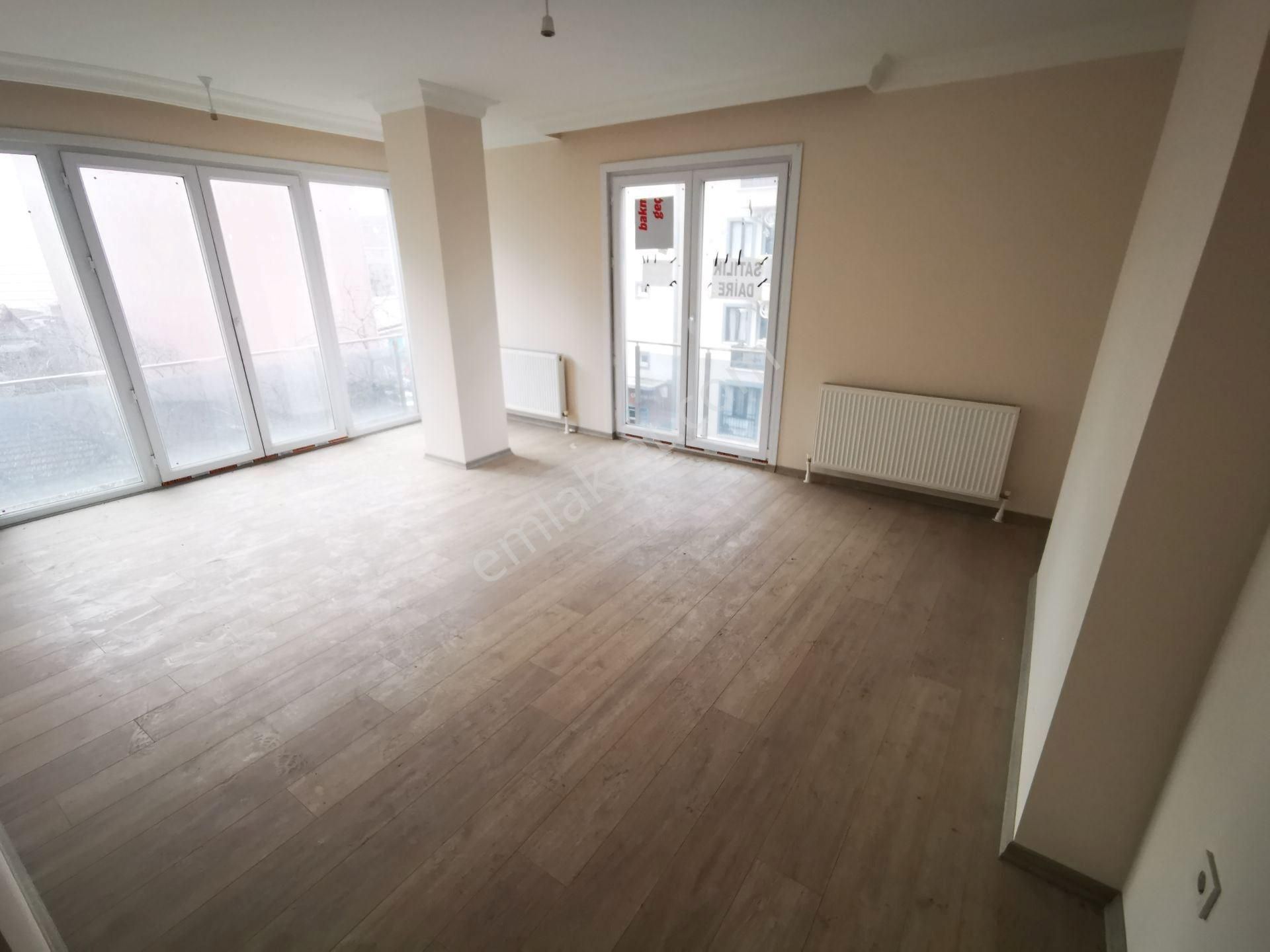 Adem Yavuz Da Açık Otoparklı Boş 2+1 Satılık Daire