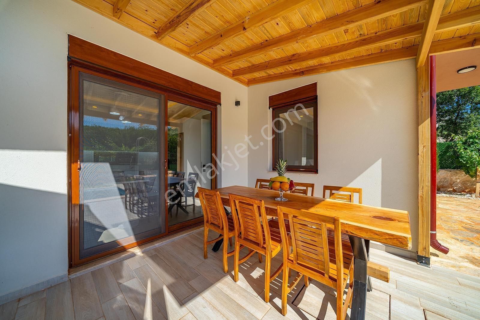 Antalya Kaşta Havuzlu Ve Otoparklı Eşyalı Müstakil Villa |tekce - Görsel 20