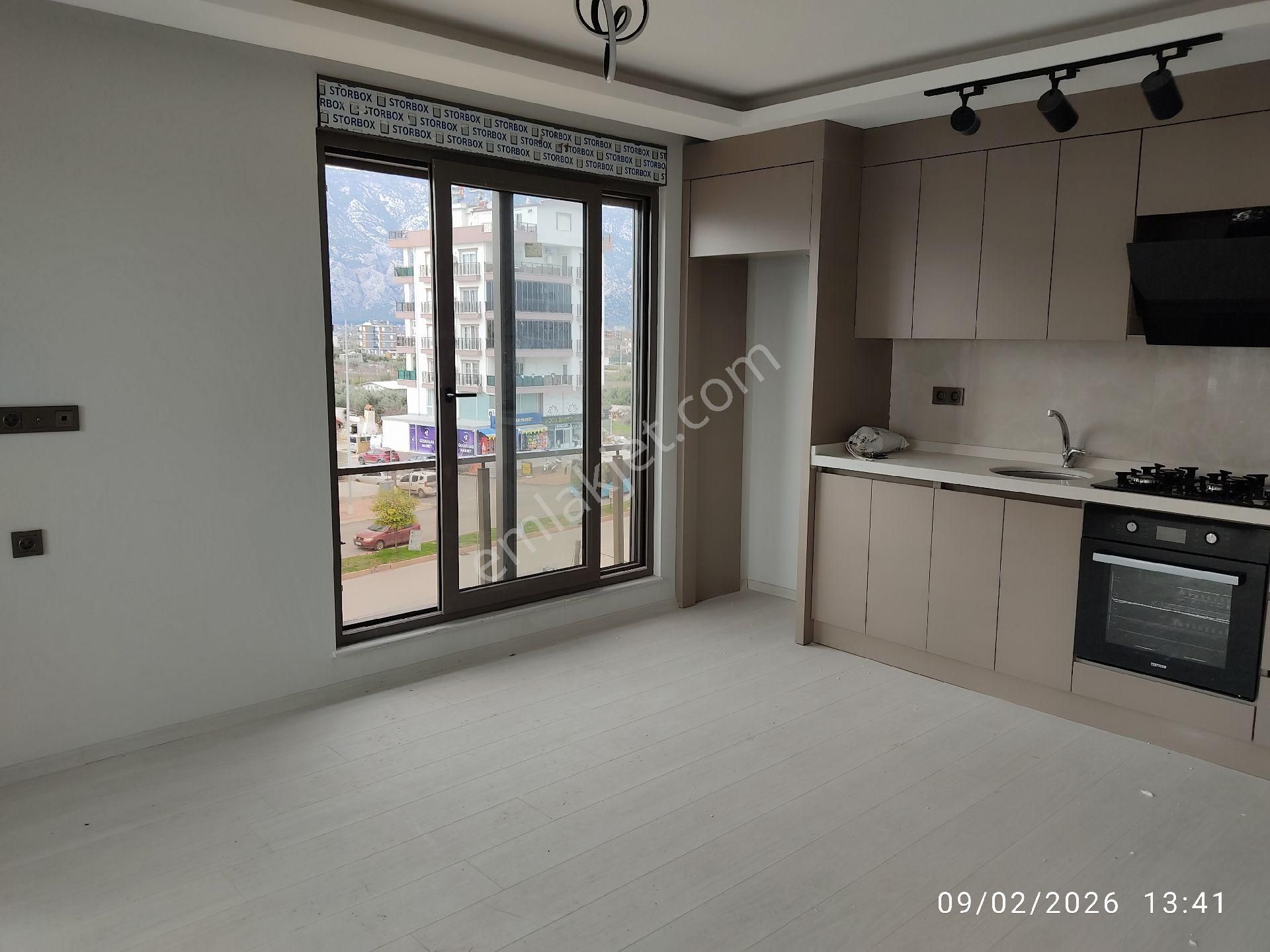 Nuray Ayhan'dan Yeniköy Mahallesinde 1+1kiralık Daıre