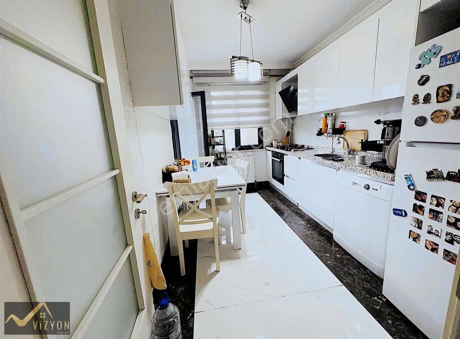 Site İçerisinde 3+1 Ara Kat 130 M2 Asansörlü Kapalı Otoparklı - Görsel 11