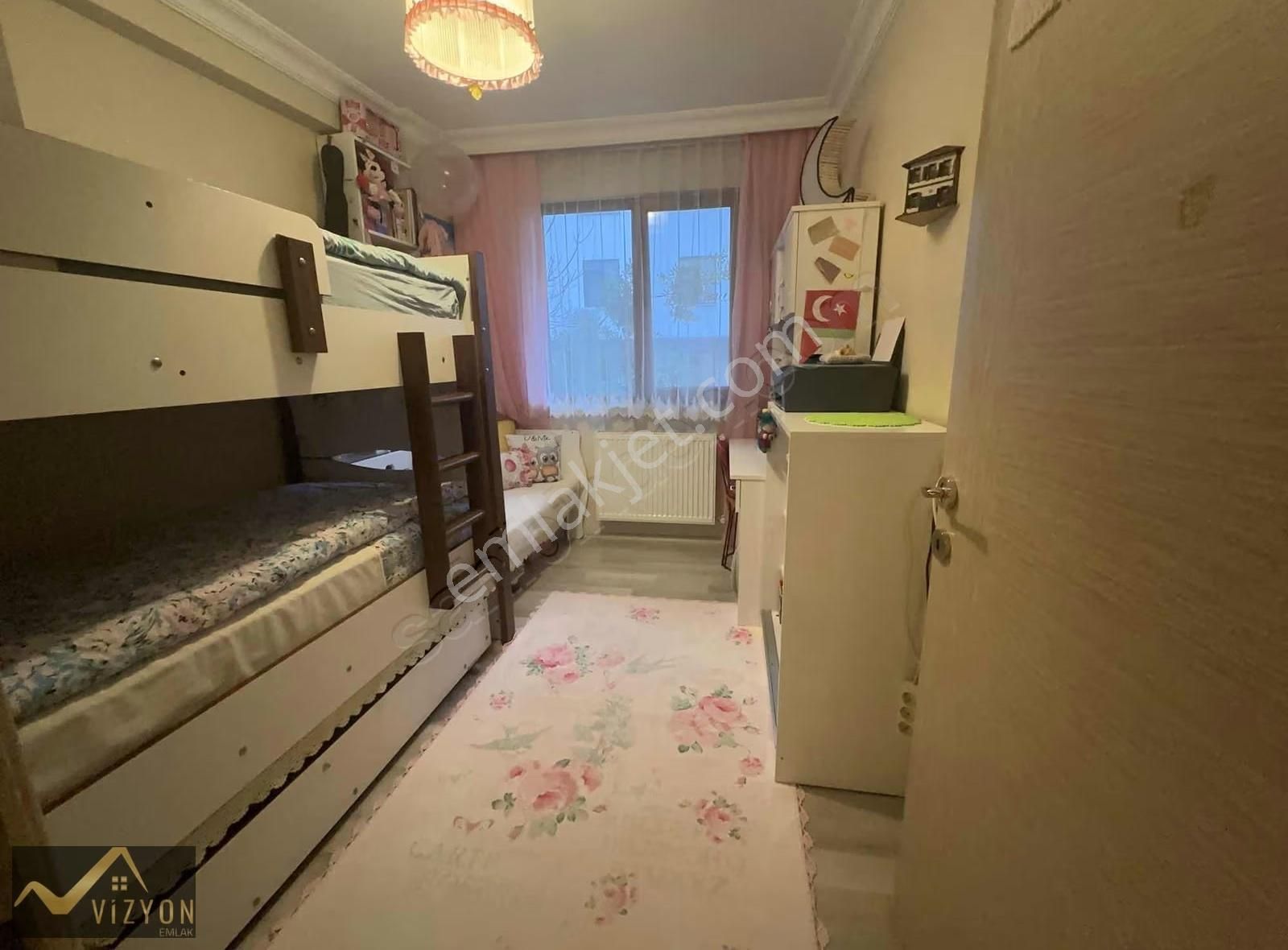 Vizyon Emlak'tan 4+1 160 M2 + 100 M2 Bahçeli Dublex - Görsel 2