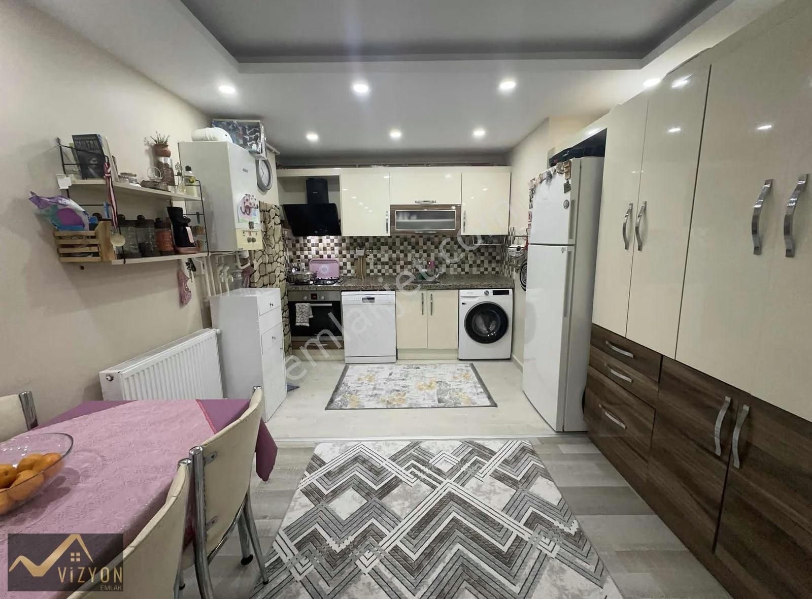 Vizyon Emlak'tan 4+1 160 M2 + 100 M2 Bahçeli Dublex - Görsel 23