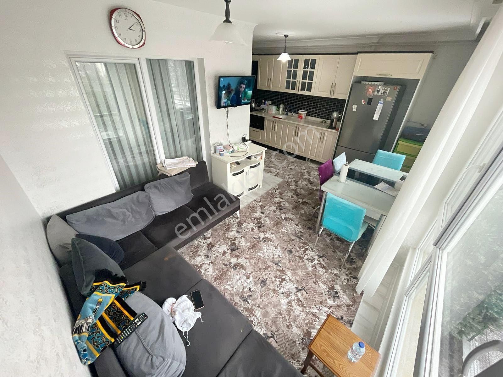 Yıldız'dan %80 Kredili Park Cepheli Ara Kat Merkezde Geniş 3+1 !