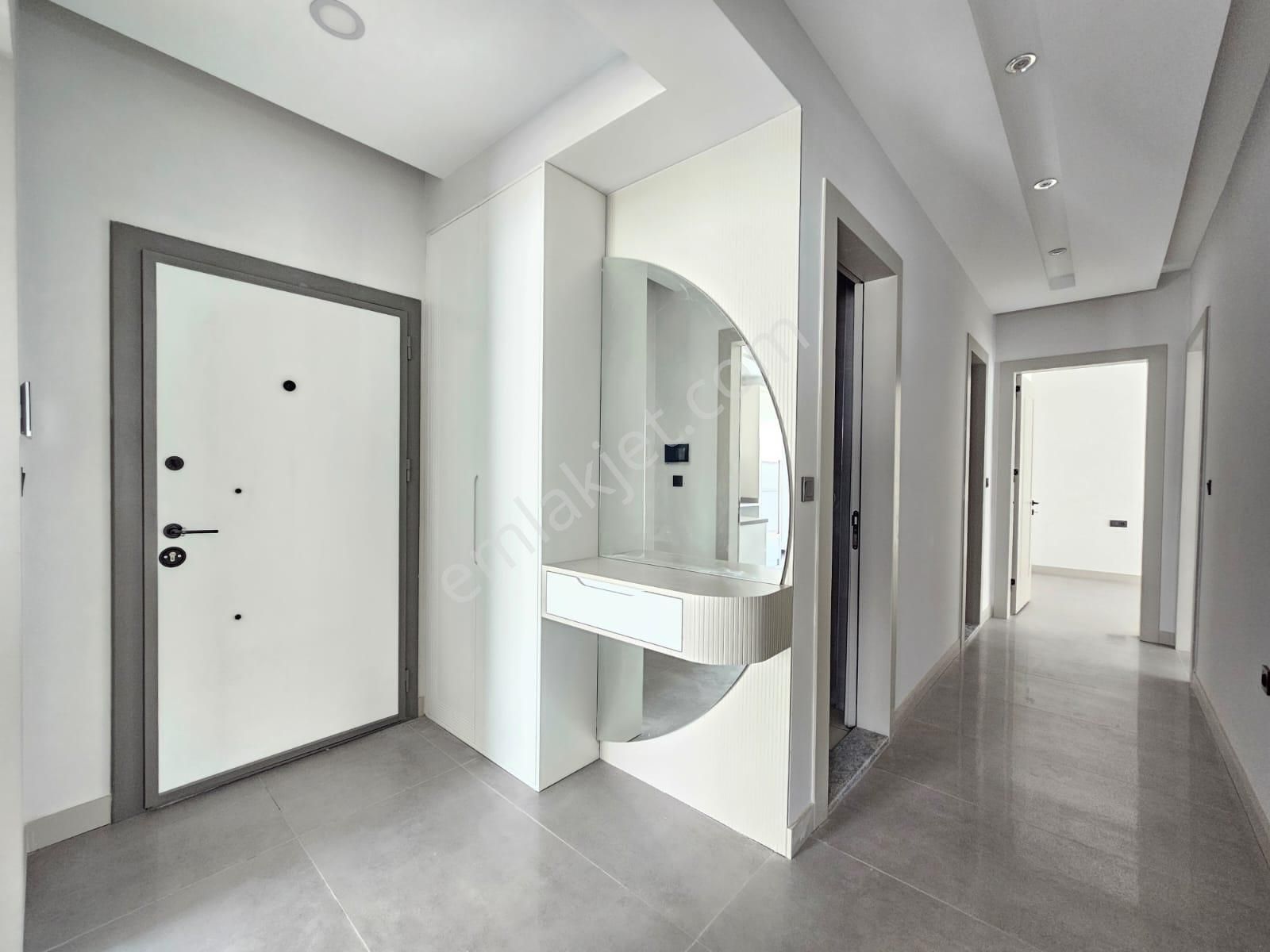 Denizli Şemikler De 3+1 160 M2 Ebeveyn Banyolu Cadde Üzerinde Lüks İşçilikte Satılık Daireler - Görsel 27