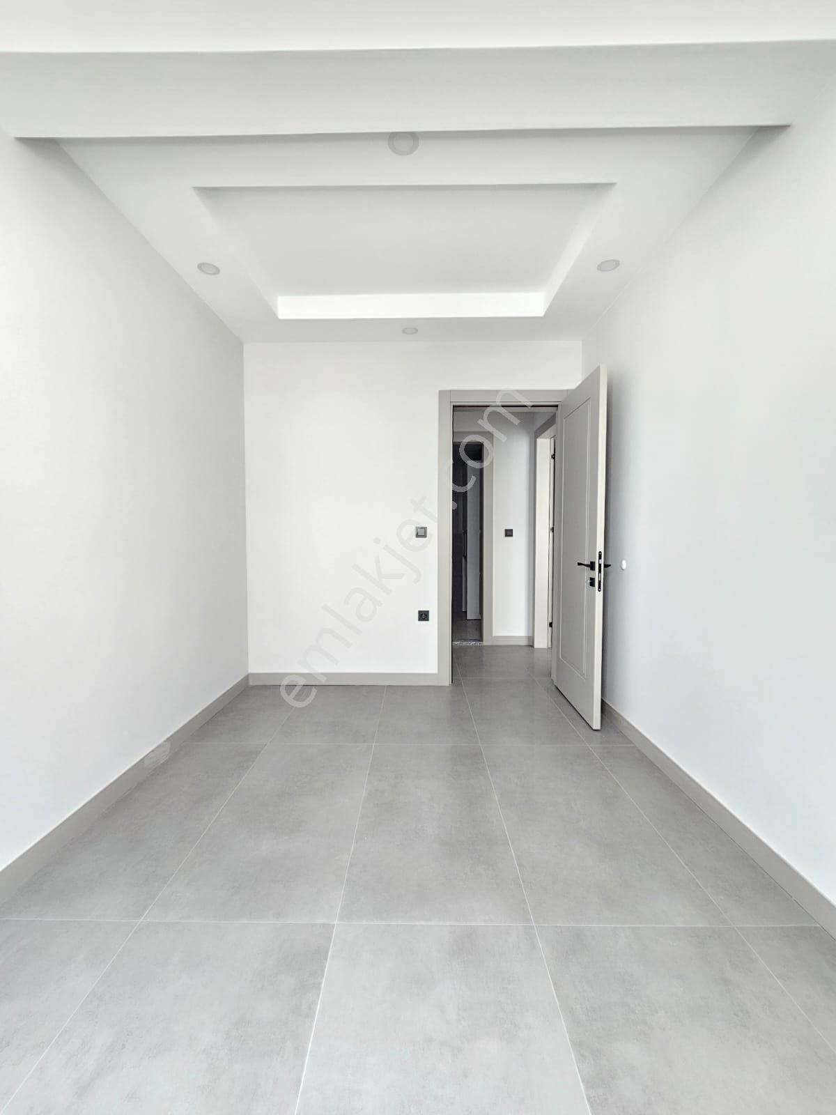 Denizli Şemikler De 3+1 160 M2 Ebeveyn Banyolu Cadde Üzerinde Lüks İşçilikte Satılık Daireler - Görsel 6