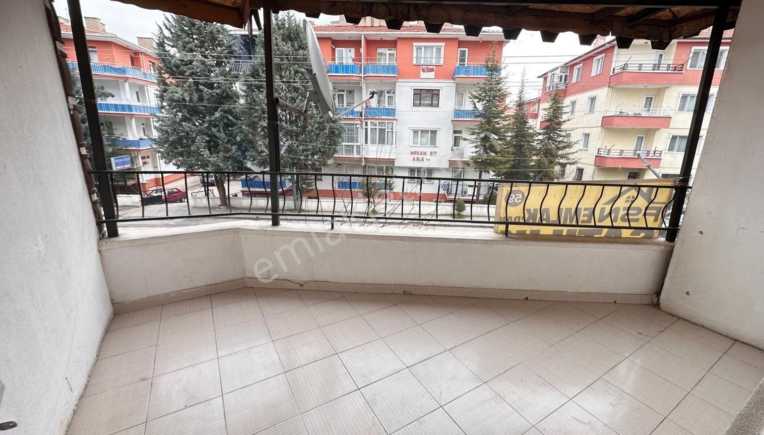 Fsn Den Pınarbaşında Kat Konumunda Salon Bağımsız Çift Balkn 3+1 - Görsel 25