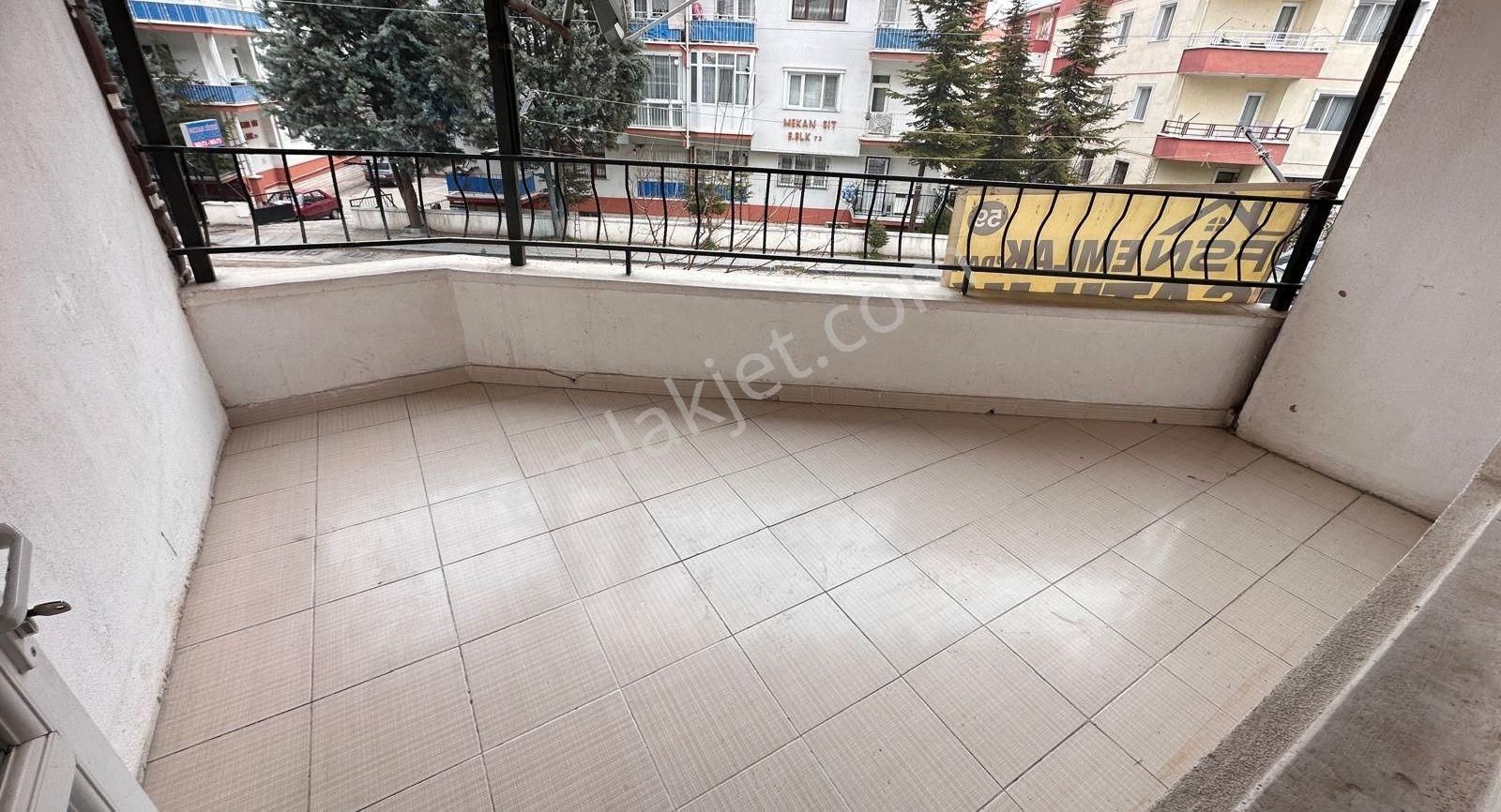 Fsn Den Pınarbaşında Kat Konumunda Salon Bağımsız Çift Balkn 3+1 - Görsel 29