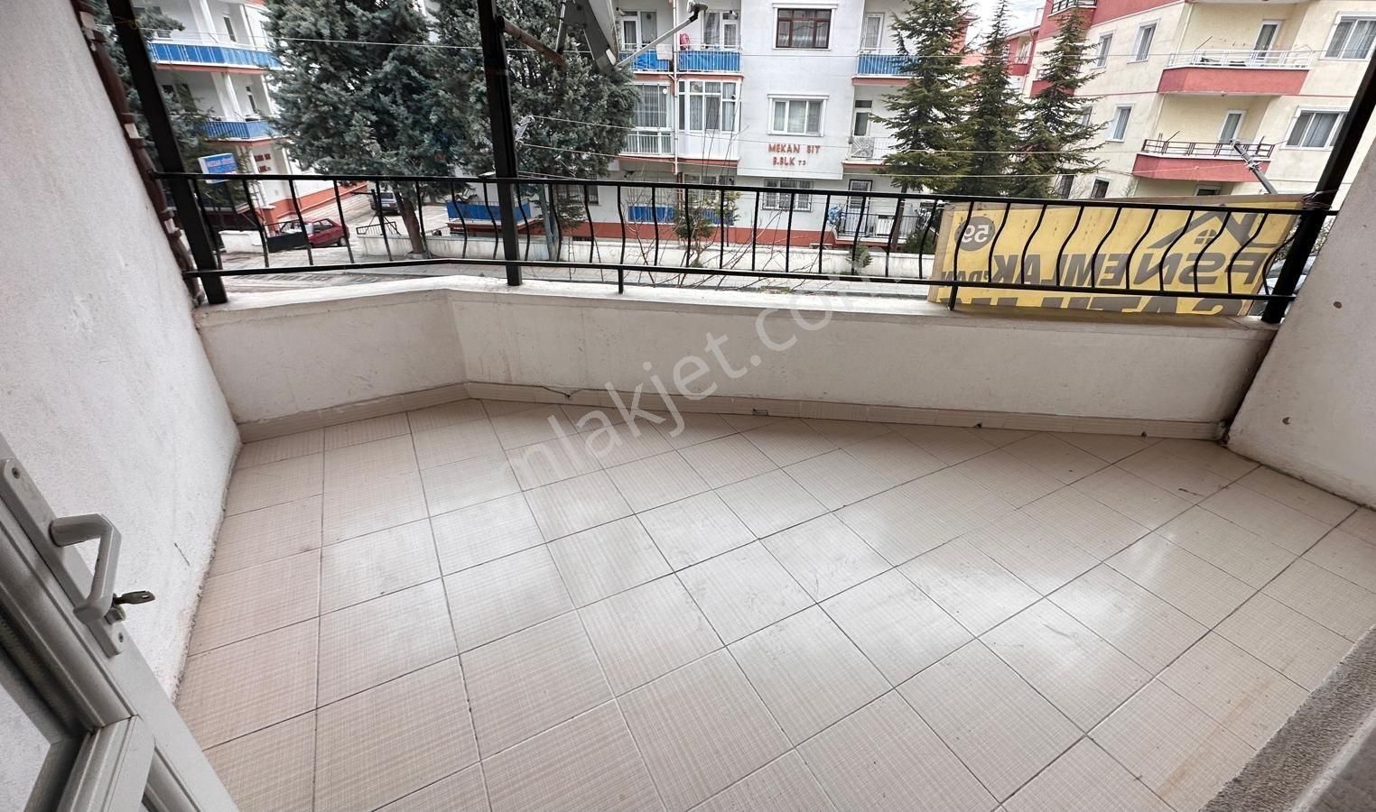 Fsn Den Pınarbaşında Kat Konumunda Salon Bağımsız Çift Balkn 3+1 - Görsel 24