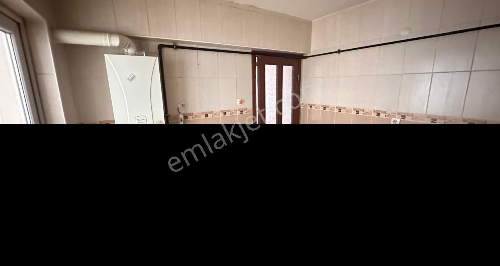 Fsn Den Pınarbaşında Kat Konumunda Salon Bağımsız Çift Balkn 3+1 - Görsel 14