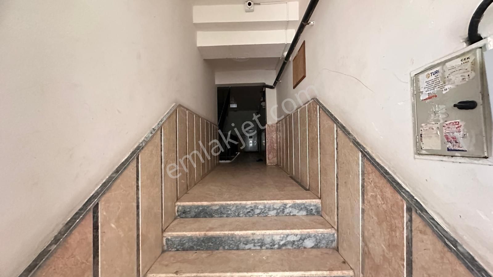 Fsn Den Pınarbaşında Kat Konumunda Salon Bağımsız Çift Balkn 3+1 - Görsel 16