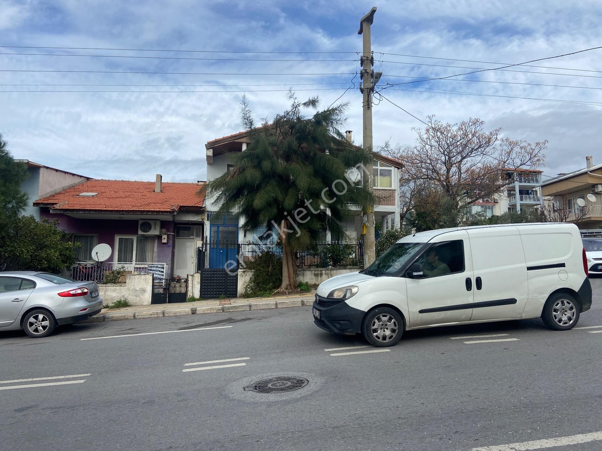 İzmir Bornova İnönü Mahallesinde Satılık Müstakil Ev - Görsel 3