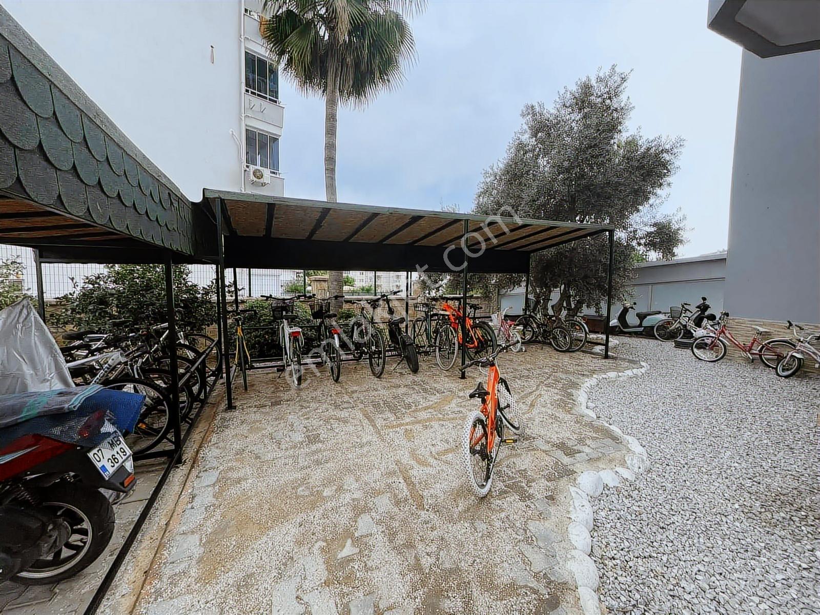 Cikcilli Vesta Park Sıtesinde Ful Eşyali Kiralık 2+1 Daire - Görsel 2