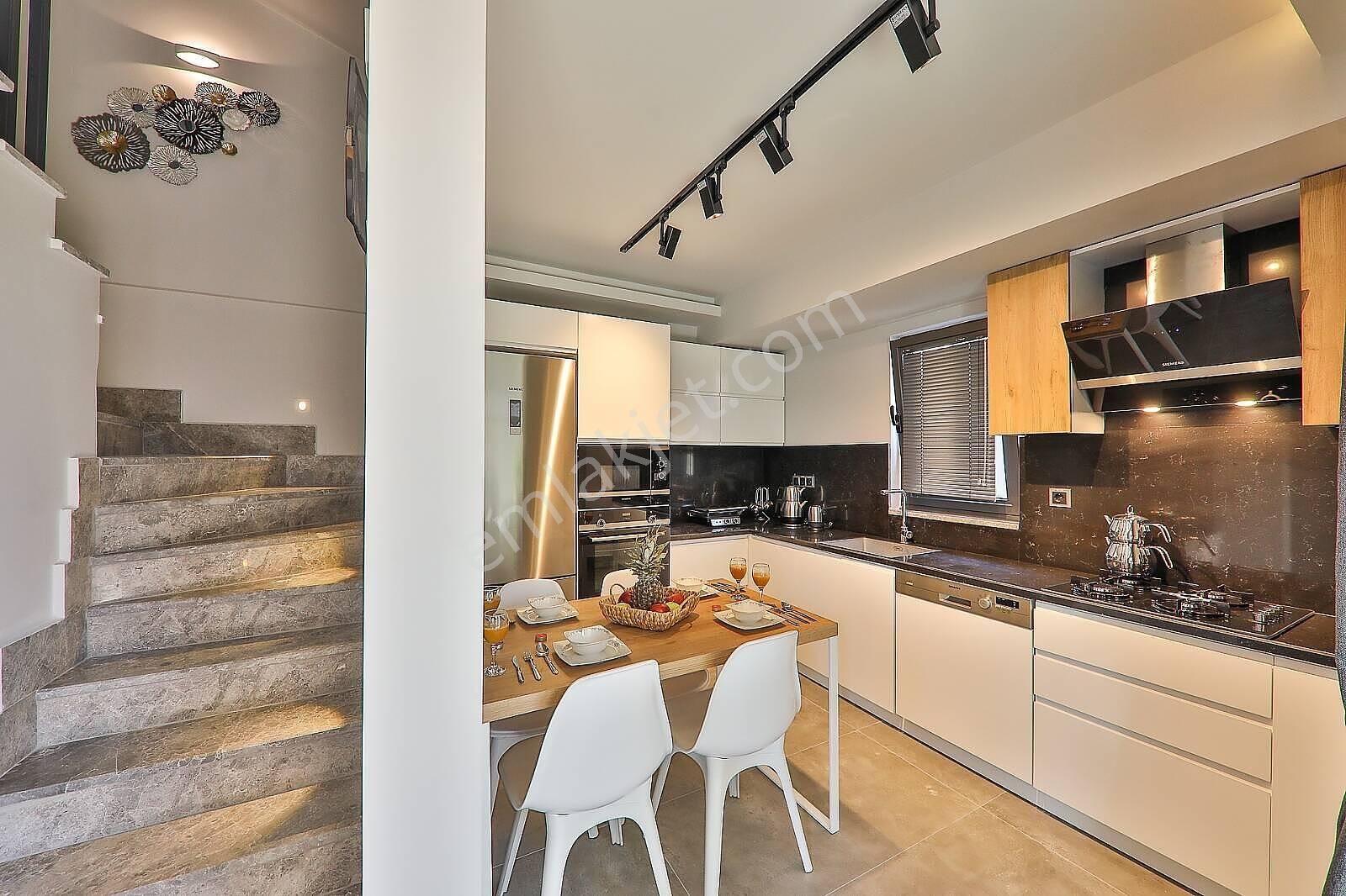 Fethiye'de Denize 900 M Mesafede Zengin Sitede Villa | Tekce - Görsel 11