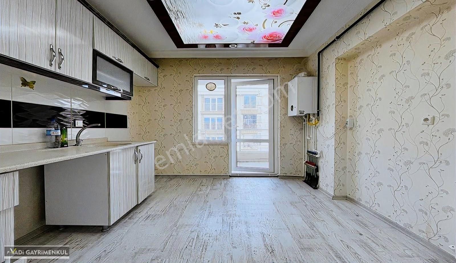 Vadi'den Karakaya'da Cadde Yakını-temiz Ve Bakımlı-3+1 Kiralık ! - Görsel 3