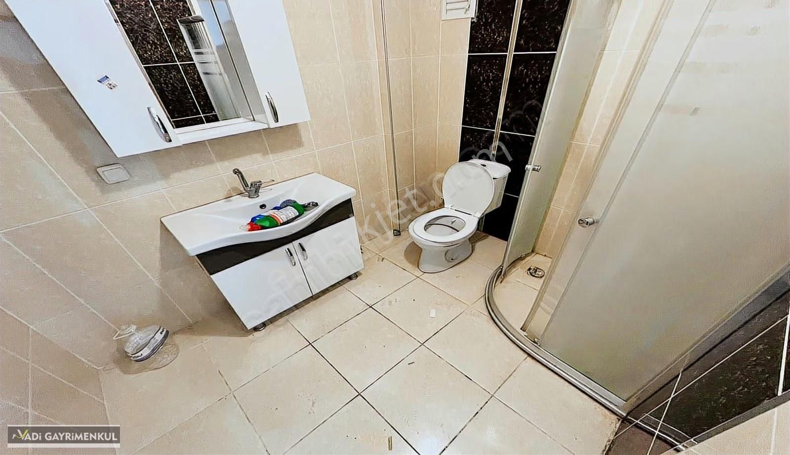 Vadi'den Karakaya'da Cadde Yakını-temiz Ve Bakımlı-3+1 Kiralık ! - Görsel 28