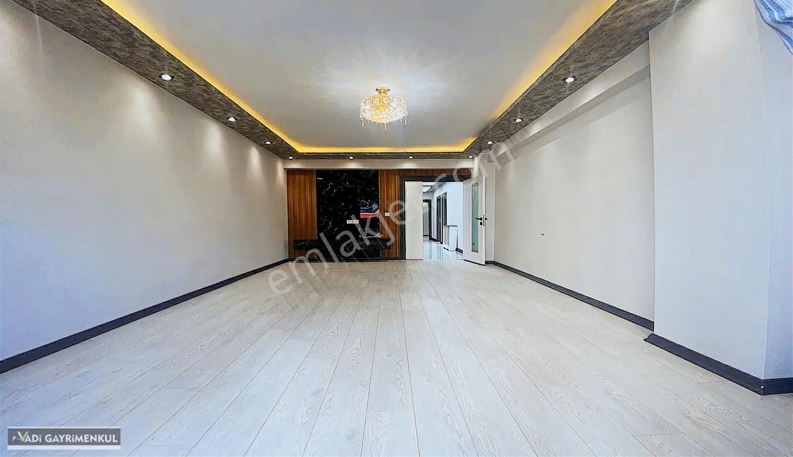 Vadi'den Site Konseptinde Lüks Yapılı Geniş Balkon Şık 4+1 ! - Görsel 13