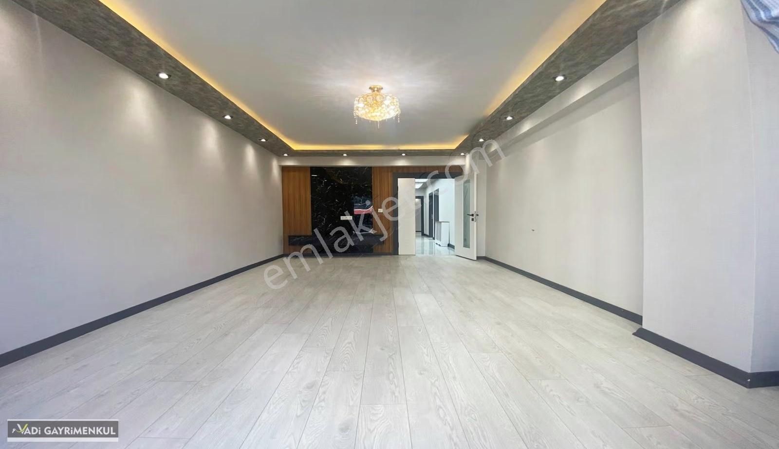 Vadi'den Site Konseptinde Lüks Yapılı Geniş Balkon Şık 4+1 ! - Görsel 29