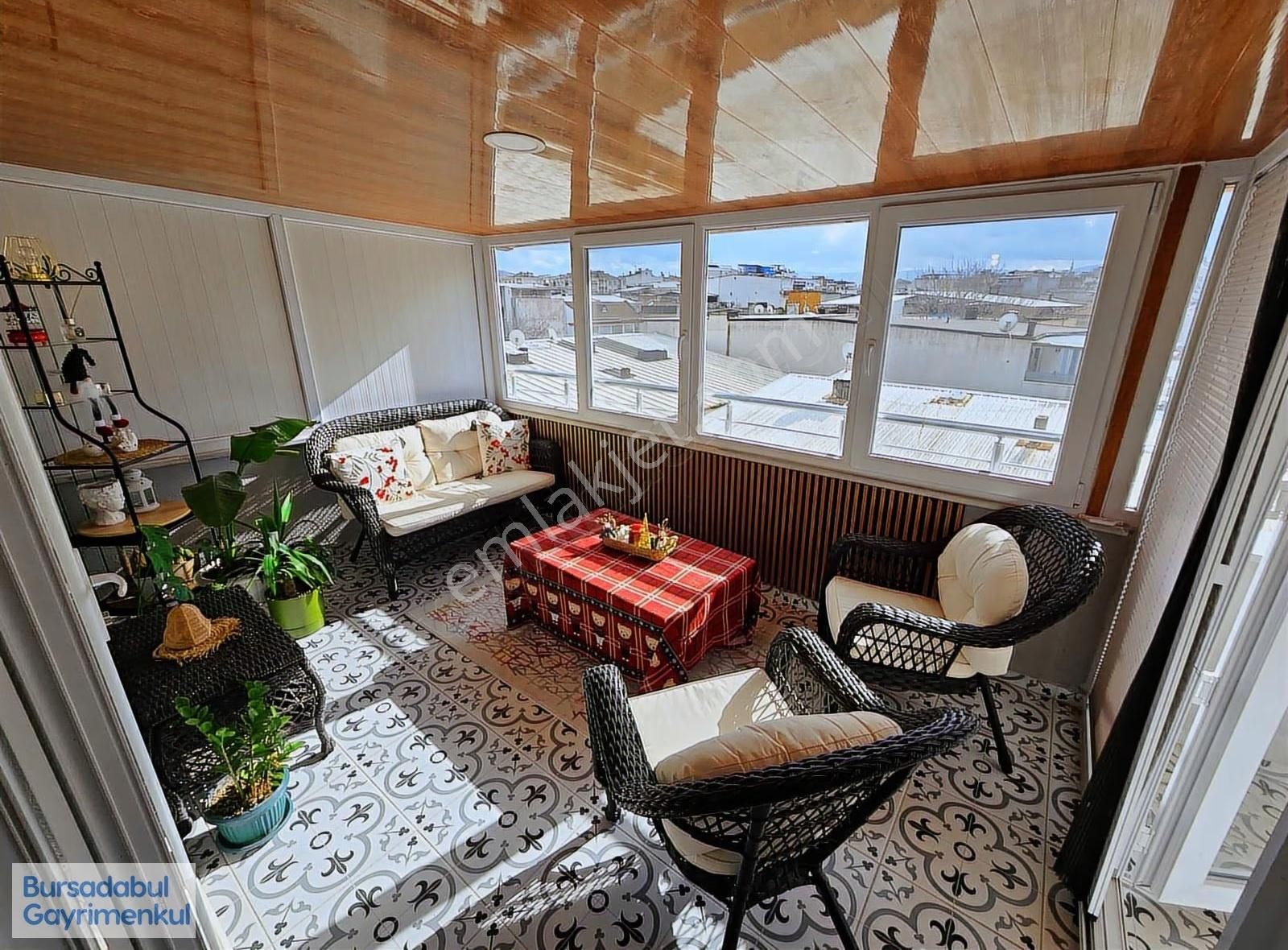 Bursadabul'dan Hamzabey Mah.çarşı İçi 180m2 Dubleks Daire - Görsel 2