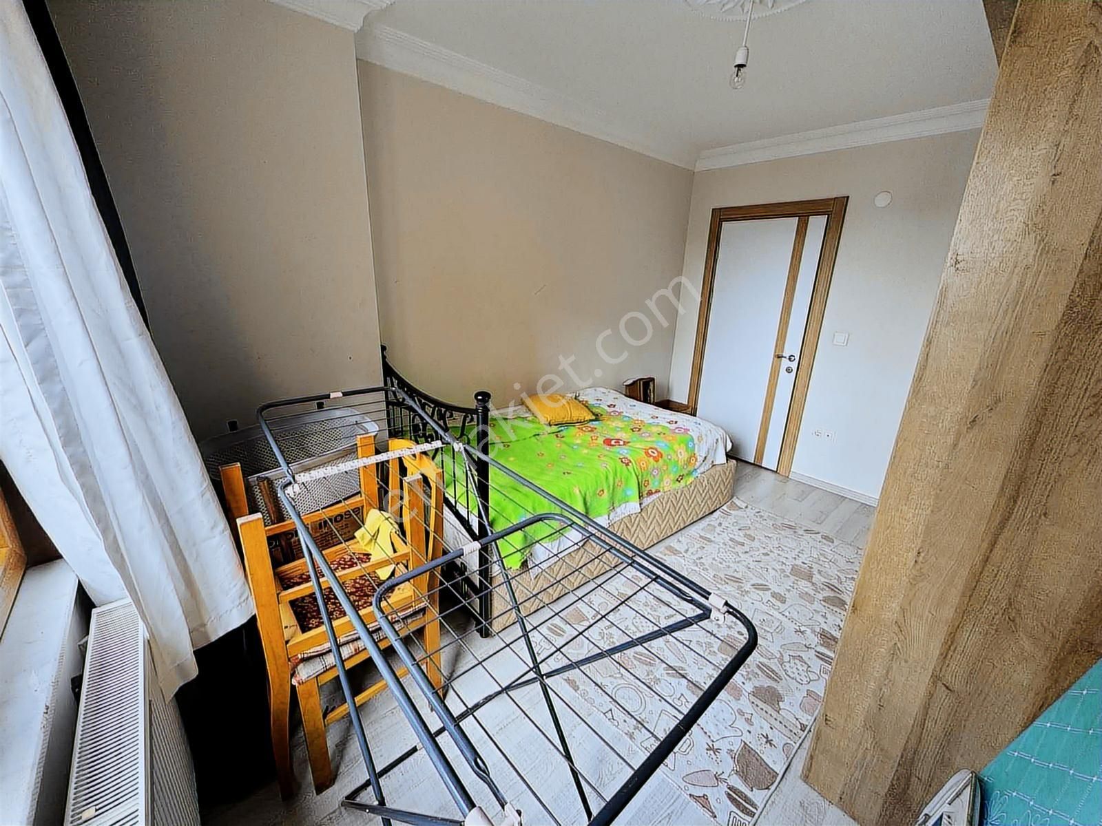 Karlıktepe'de Merkezi Konumda Kapalı-açık Otopraklı 2+1 Daire - Görsel 5