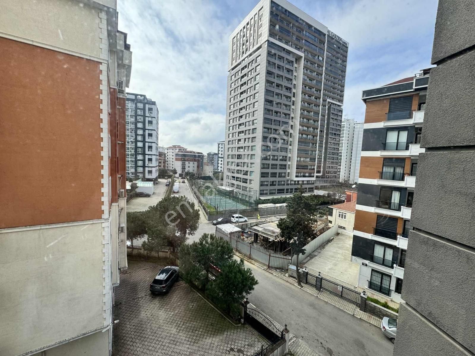 Karlıktepe'de Merkezi Konumda Kapalı-açık Otopraklı 2+1 Daire - Görsel 10