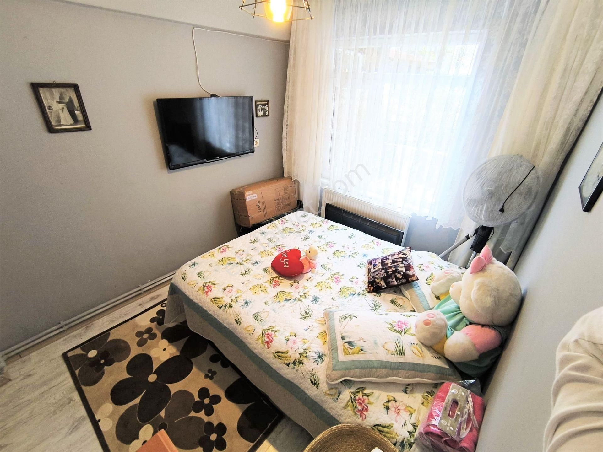 Öğretmenler'de Aygülden Denize 100 Mt Mustakil Tadında Bahçe Kullanımlı Doğalgazlı 2+1 Satılık Daire - Görsel 25