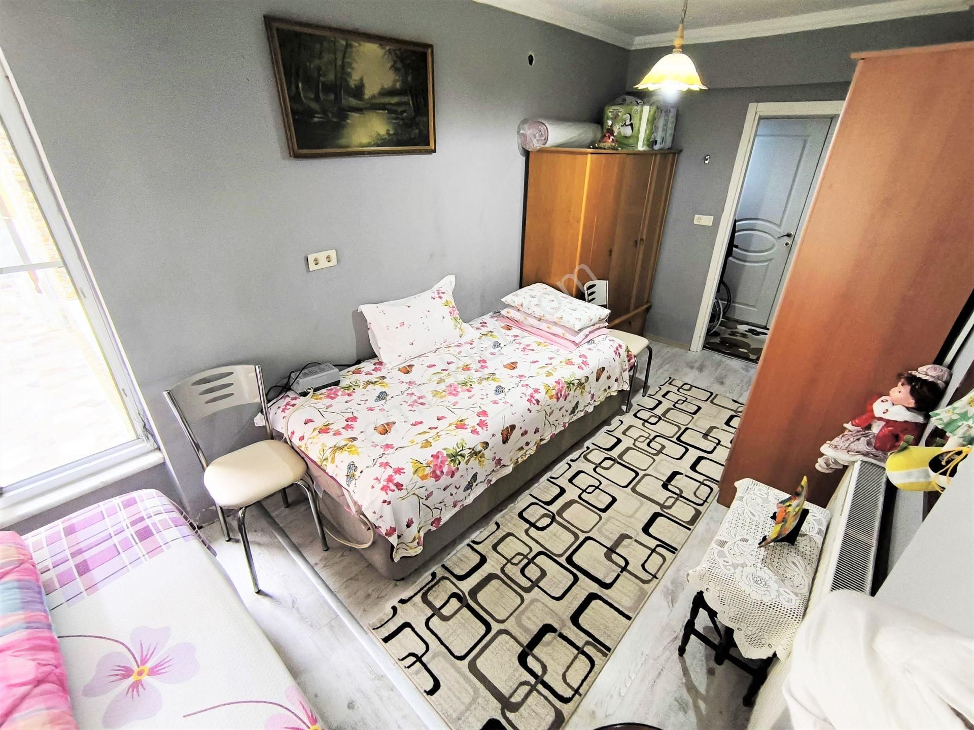 Öğretmenler'de Aygülden Denize 100 Mt Mustakil Tadında Bahçe Kullanımlı Doğalgazlı 2+1 Satılık Daire - Görsel 17