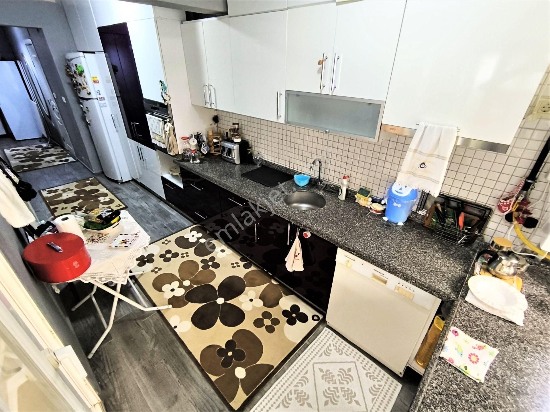 Öğretmenler'de Aygülden Denize 100 Mt Mustakil Tadında Bahçe Kullanımlı Doğalgazlı 2+1 Satılık Daire - Görsel 5