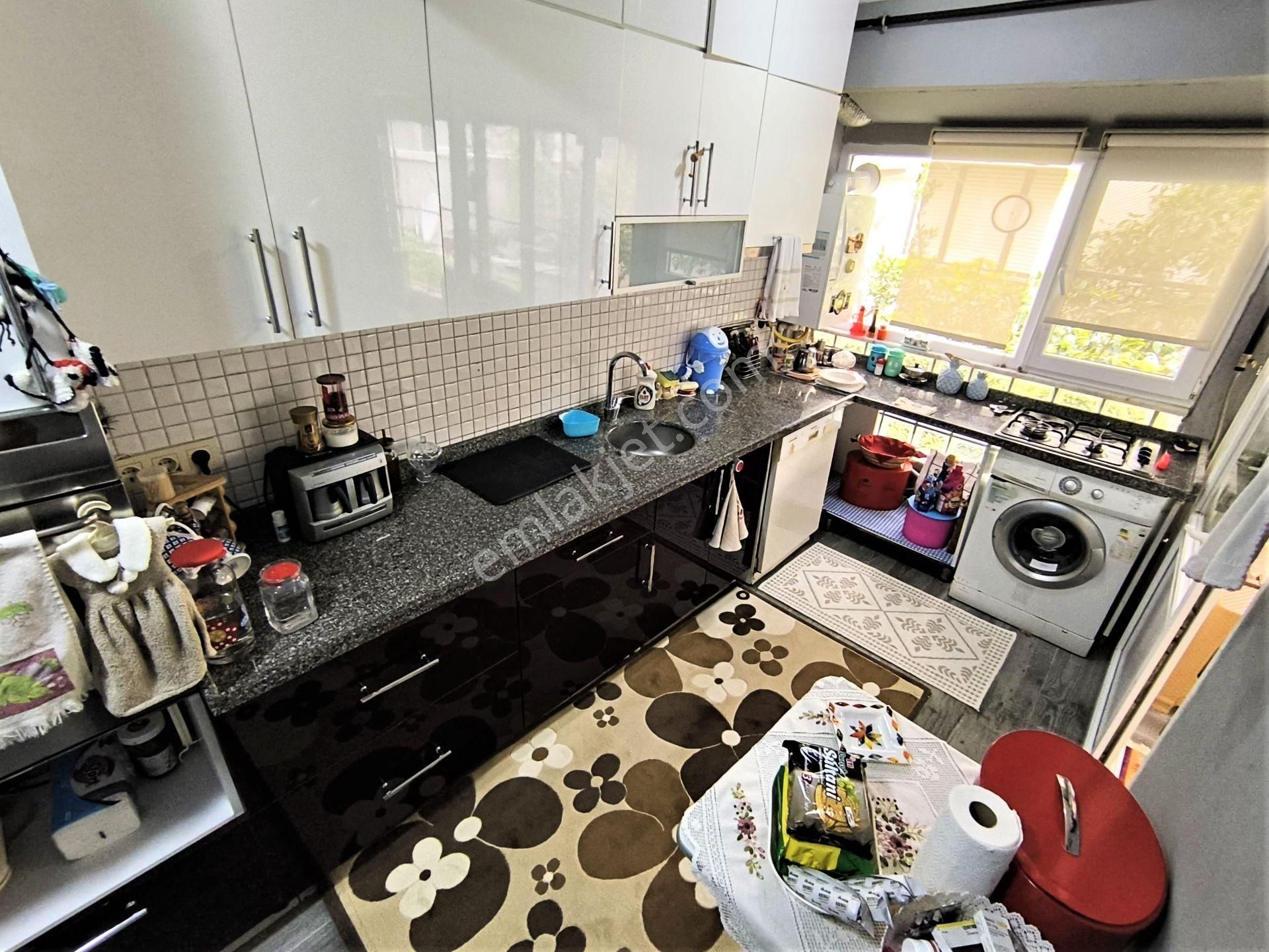 Öğretmenler'de Aygülden Denize 100 Mt Mustakil Tadında Bahçe Kullanımlı Doğalgazlı 2+1 Satılık Daire - Görsel 3