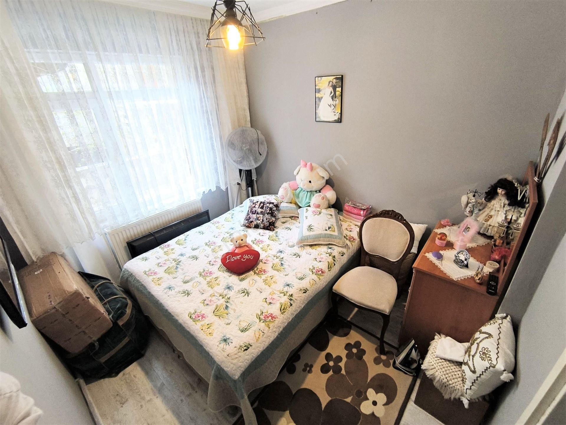 Öğretmenler'de Aygülden Denize 100 Mt Mustakil Tadında Bahçe Kullanımlı Doğalgazlı 2+1 Satılık Daire - Görsel 23