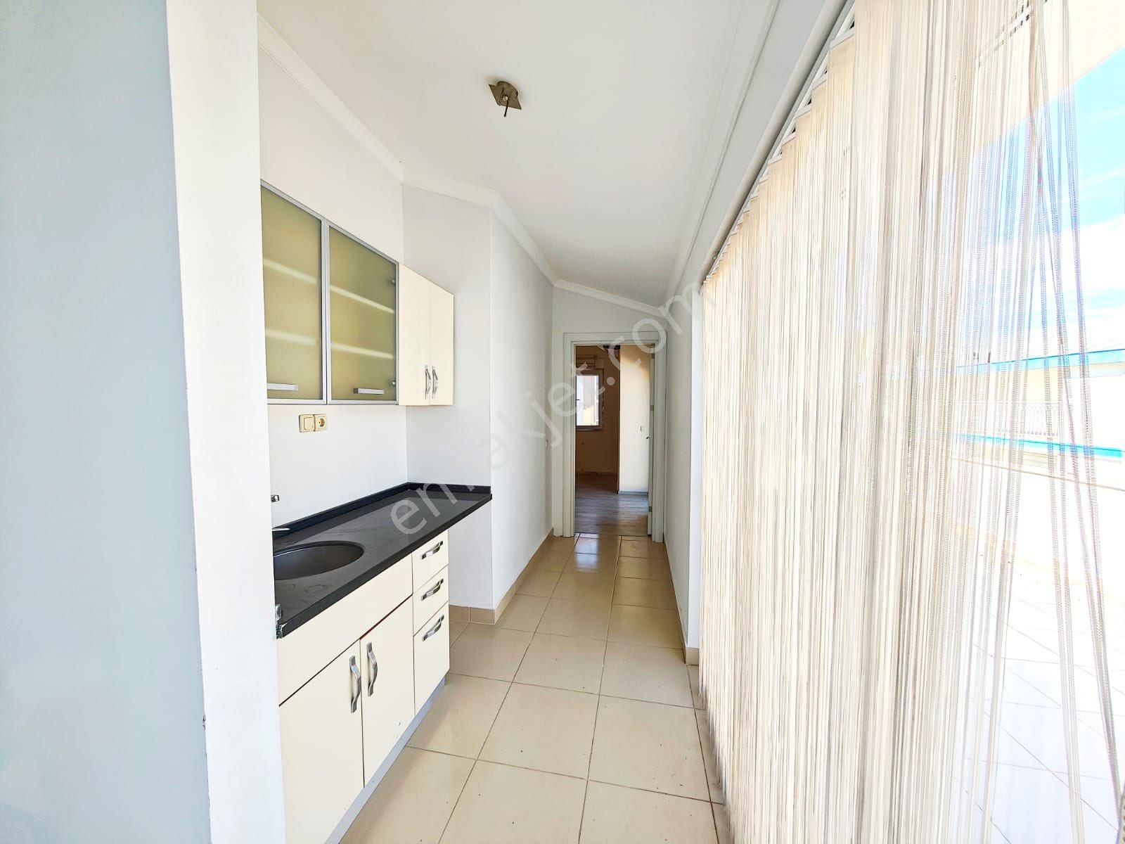 Belek’te Havuzlu Site İçerisinde Lüks Tripleks Villa - Görsel 25
