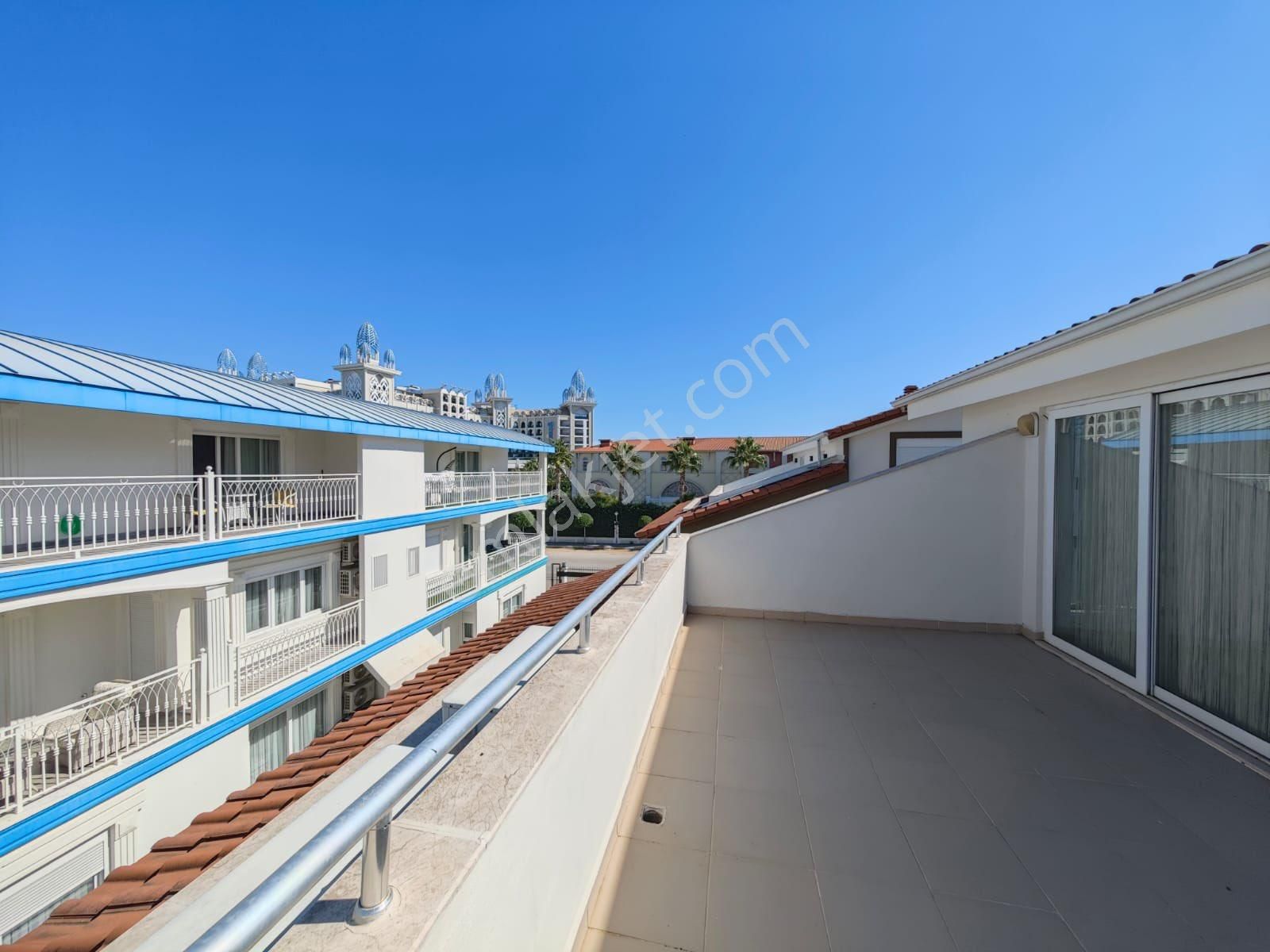 Belek’te Havuzlu Site İçerisinde Lüks Tripleks Villa - Görsel 28