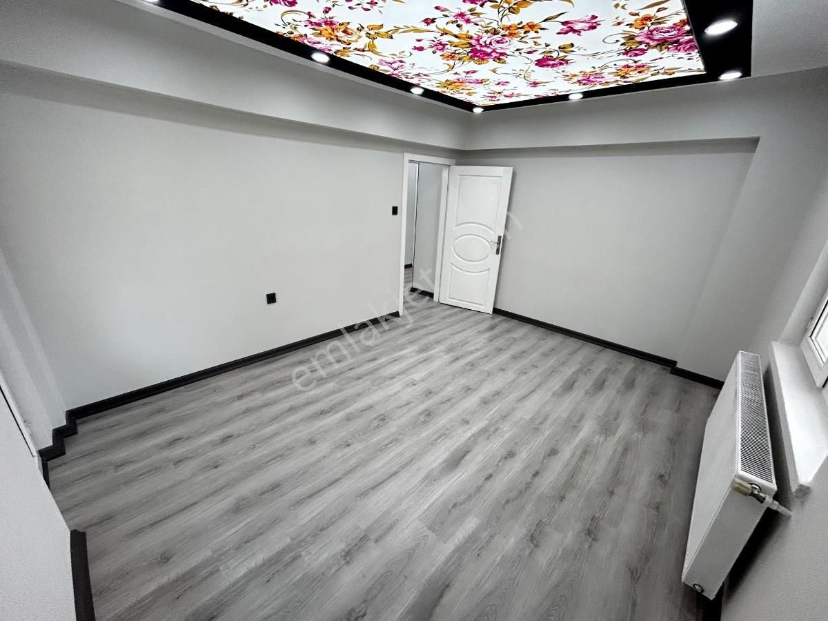 Sincan Tandoğan Mah 3+1 Lüks Yapılı Ara Katta Bağımsız Daire - Görsel 12