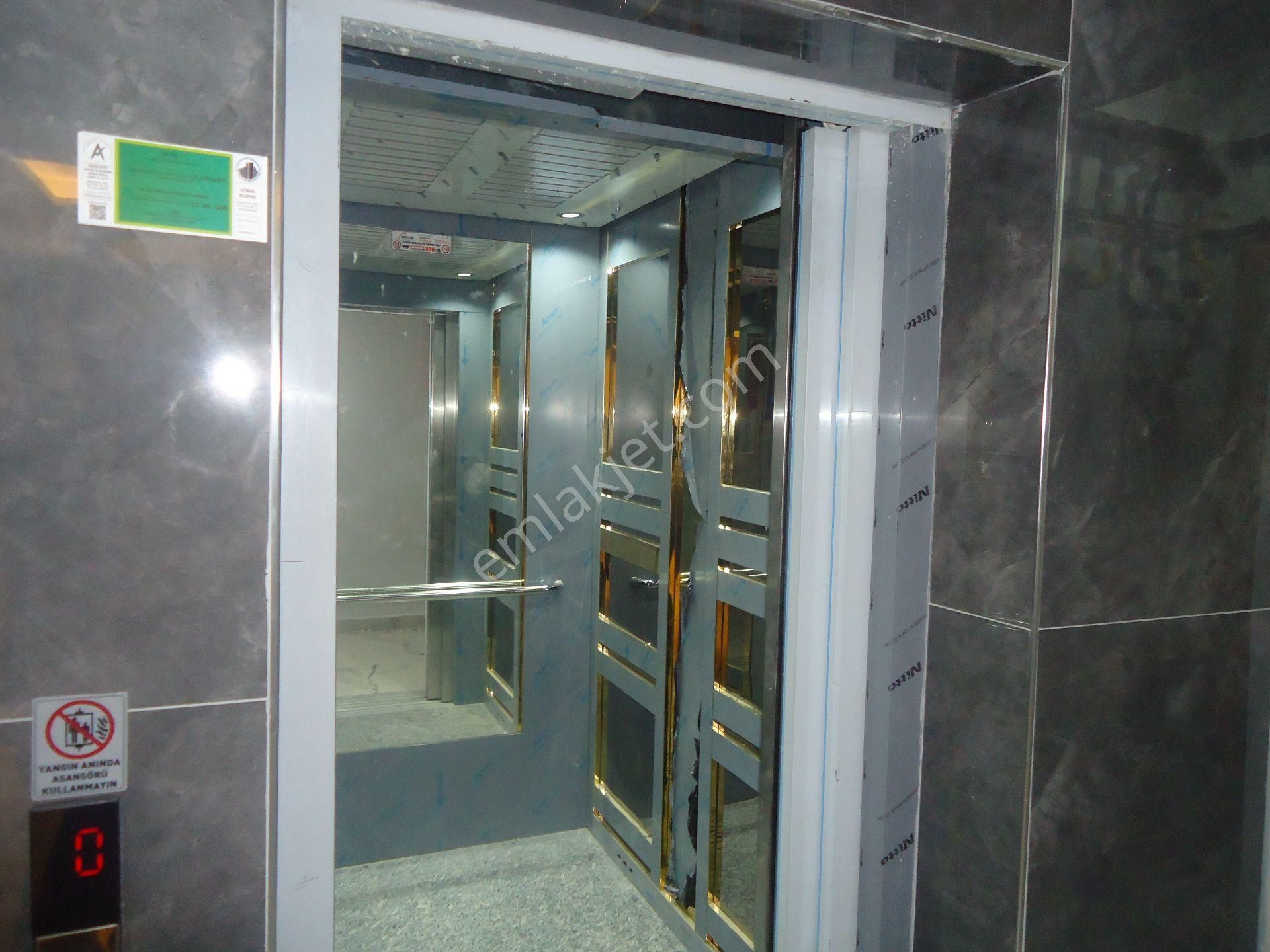 Aydınlıkevlerde Sıfır Satılık Daire Gizem Emlaktan - Görsel 23